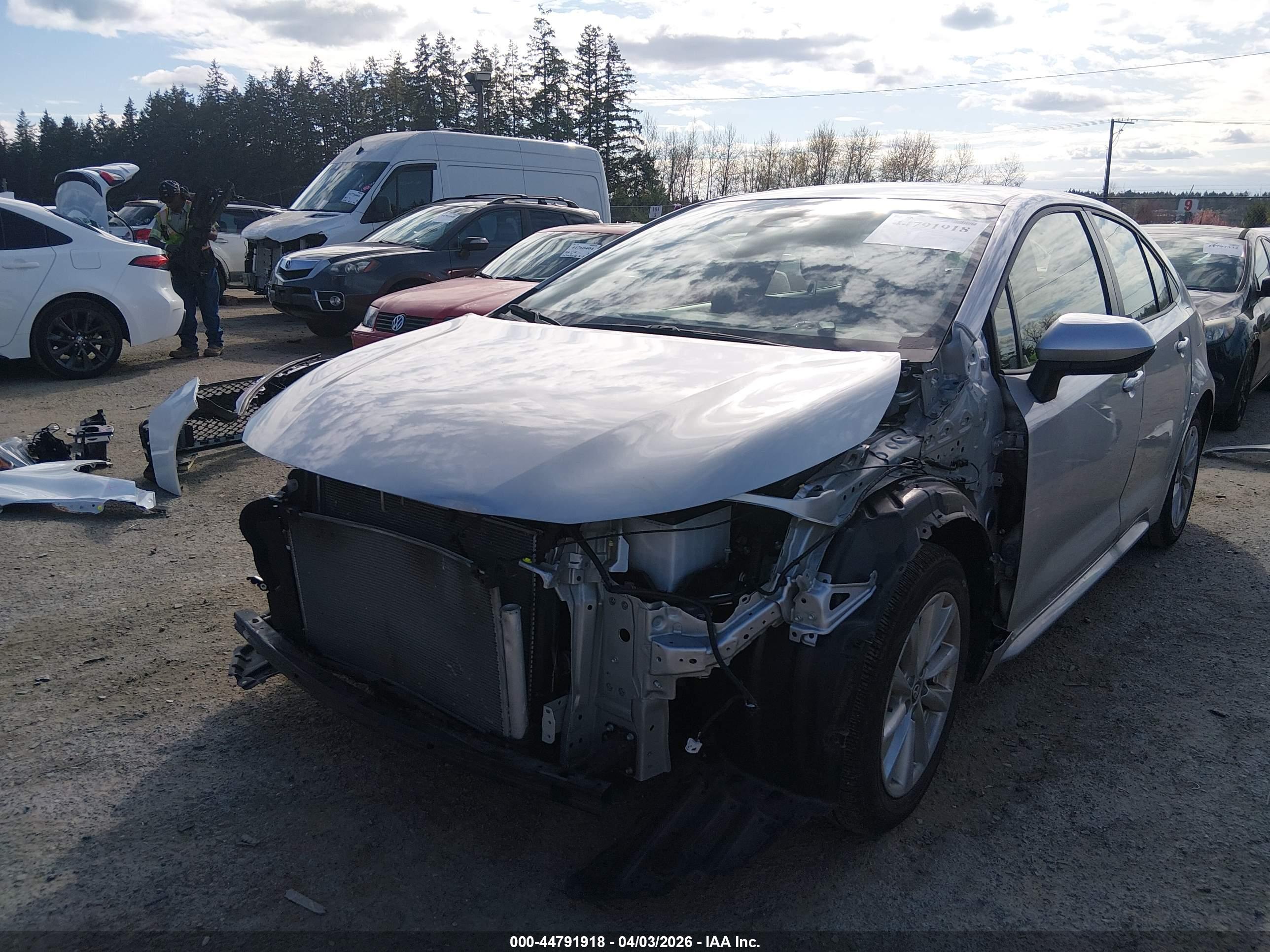 TOYOTA COROLLA image 6