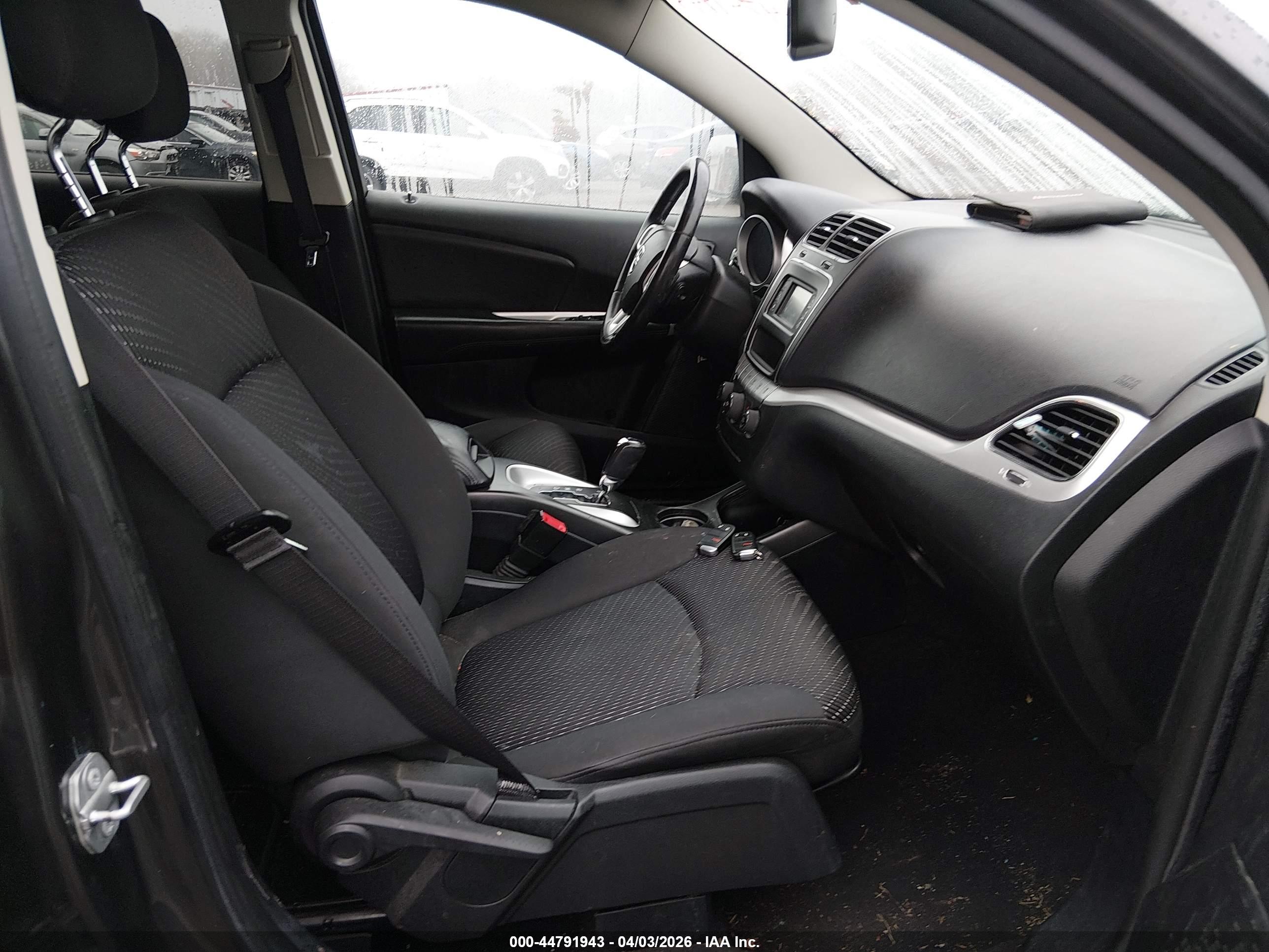 DODGE JOURNEY image 5