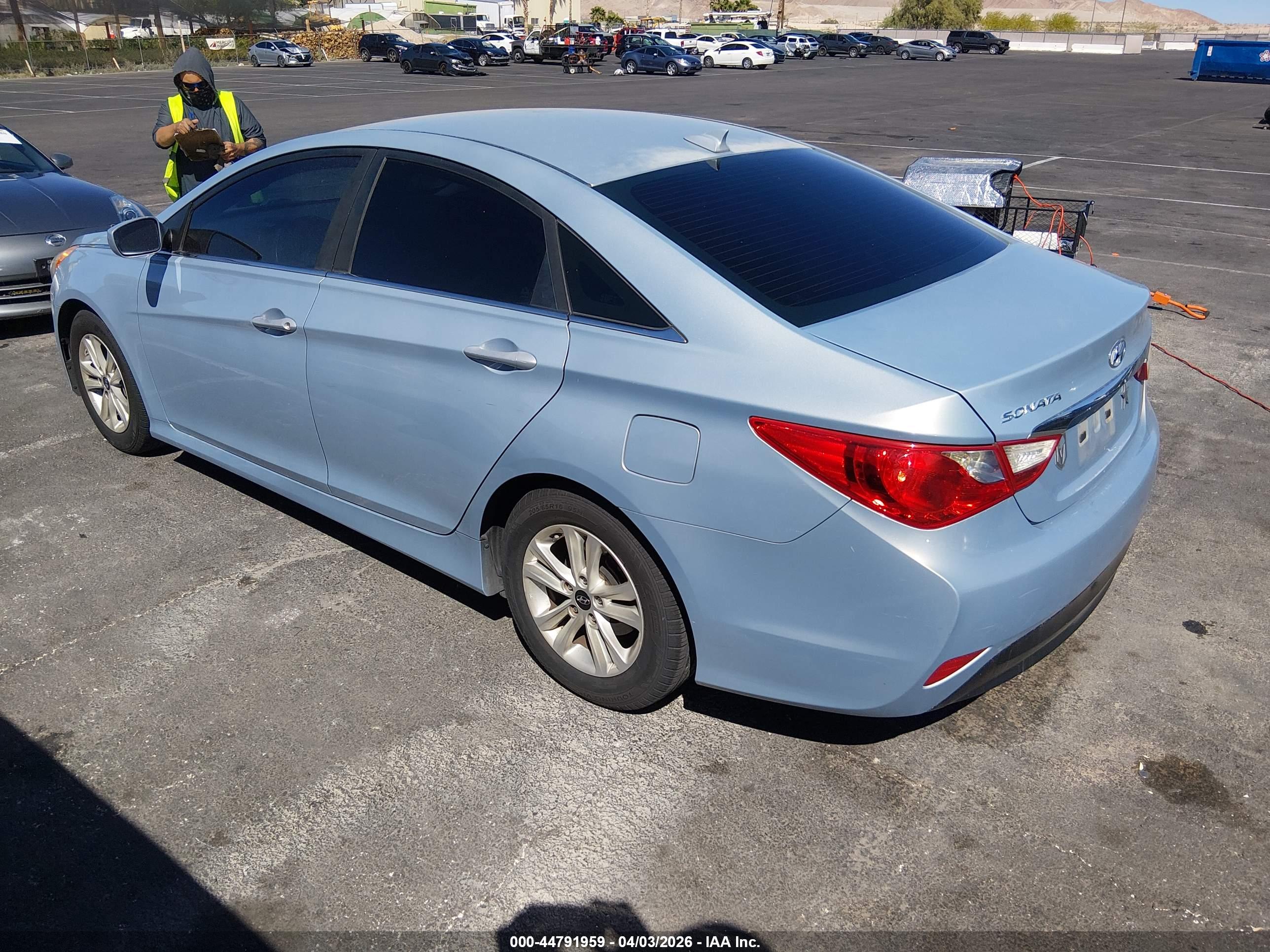 HYUNDAI SONATA image 3