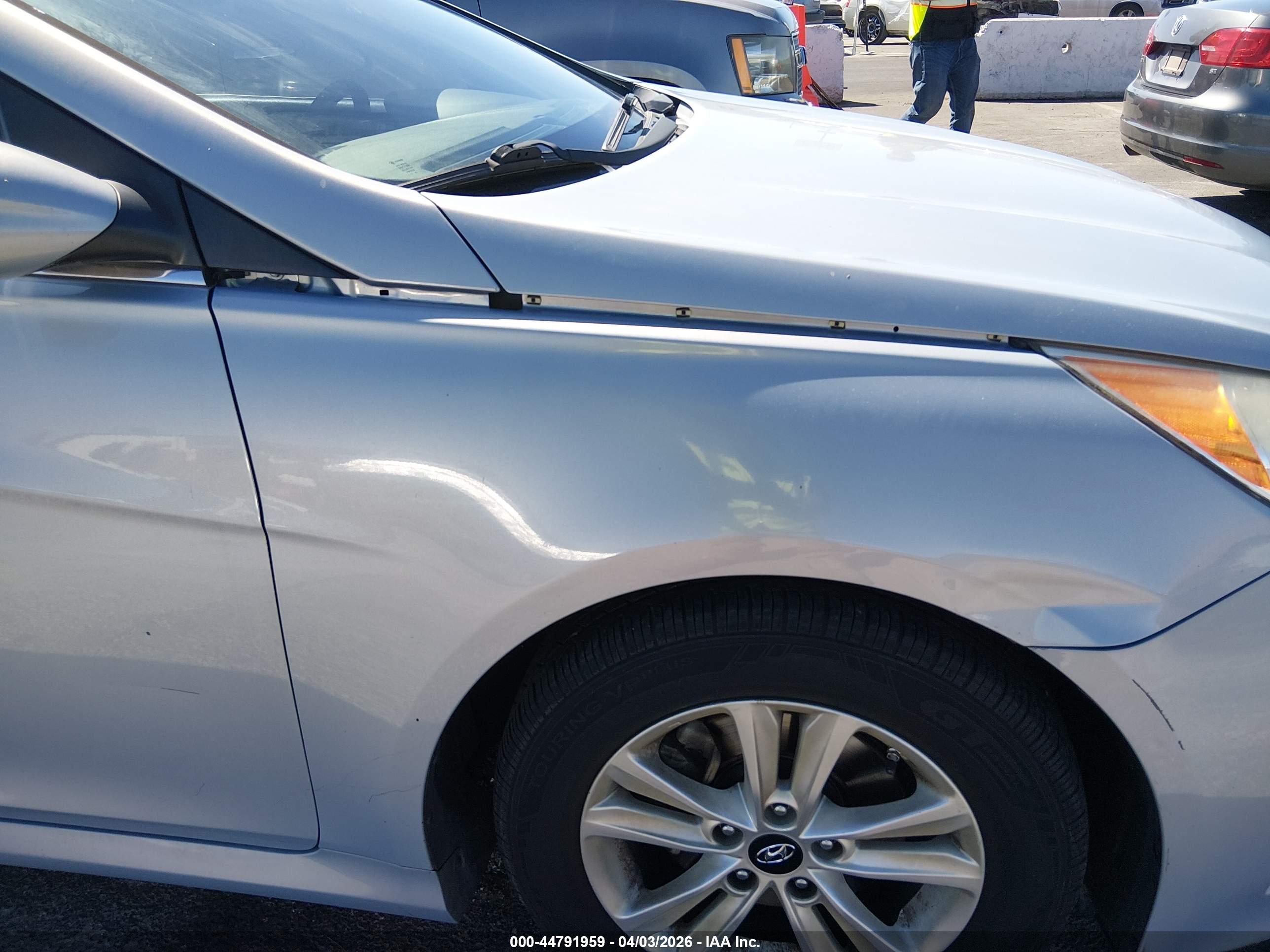 HYUNDAI SONATA image 6