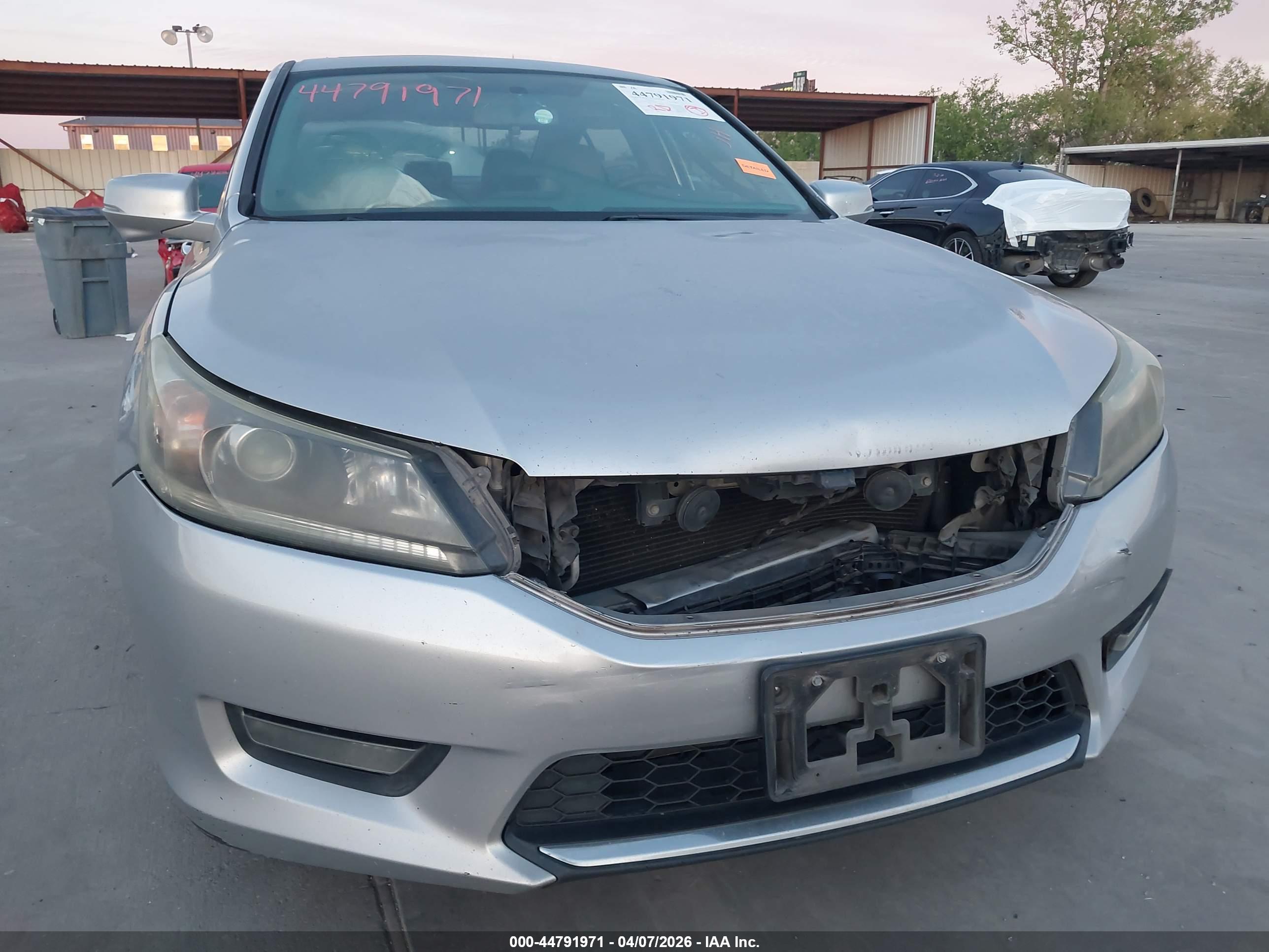 HONDA ACCORD image 6