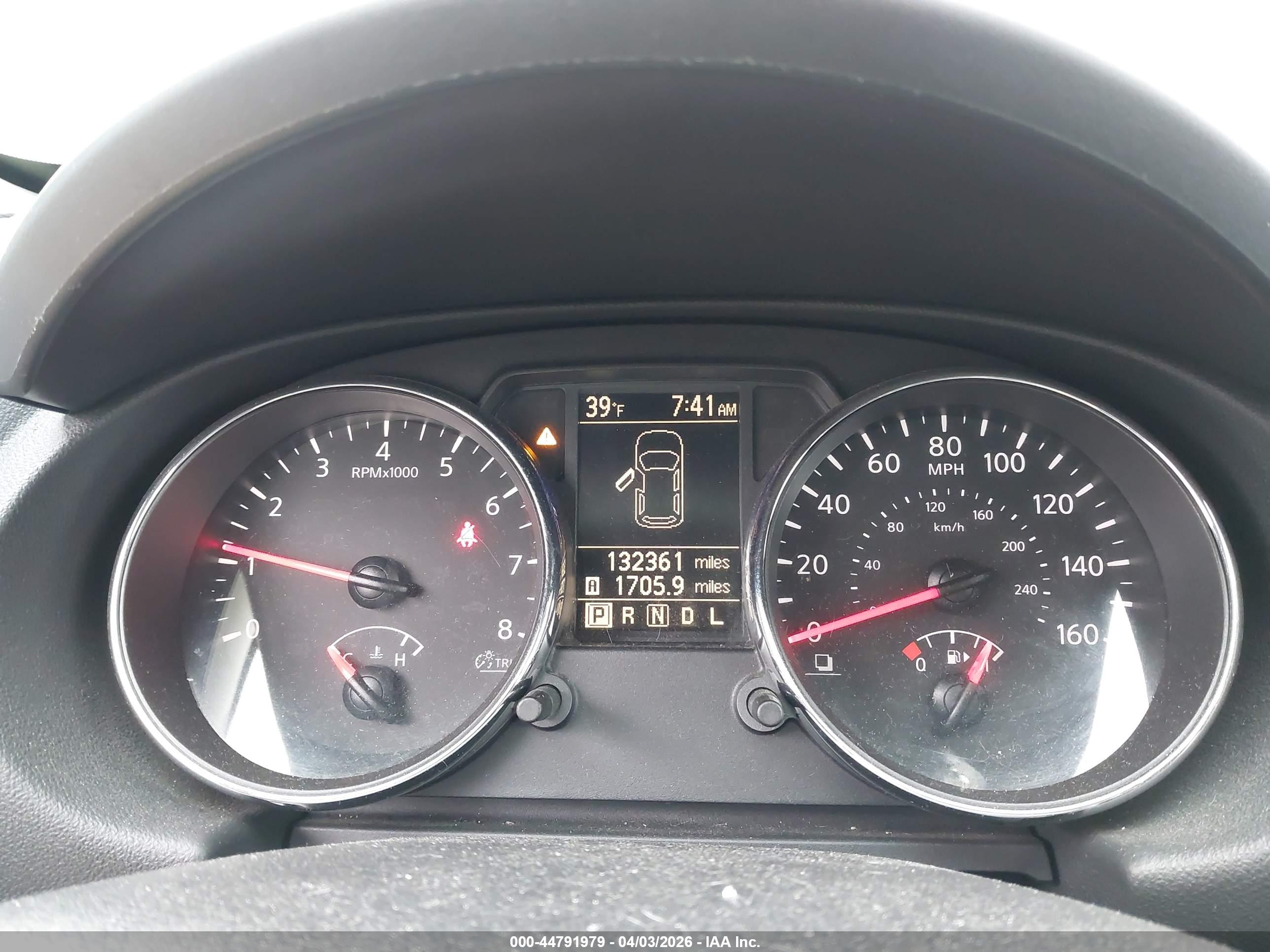 NISSAN ROGUE image 7