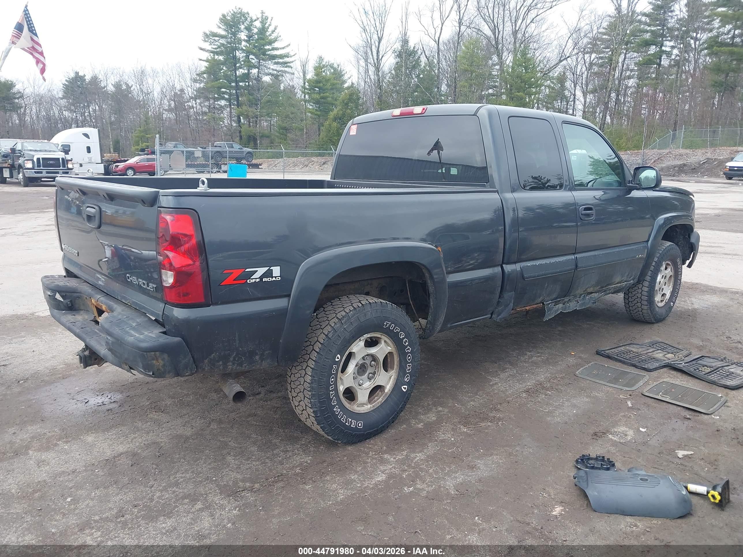 CHEVROLET SILVERADO image 4