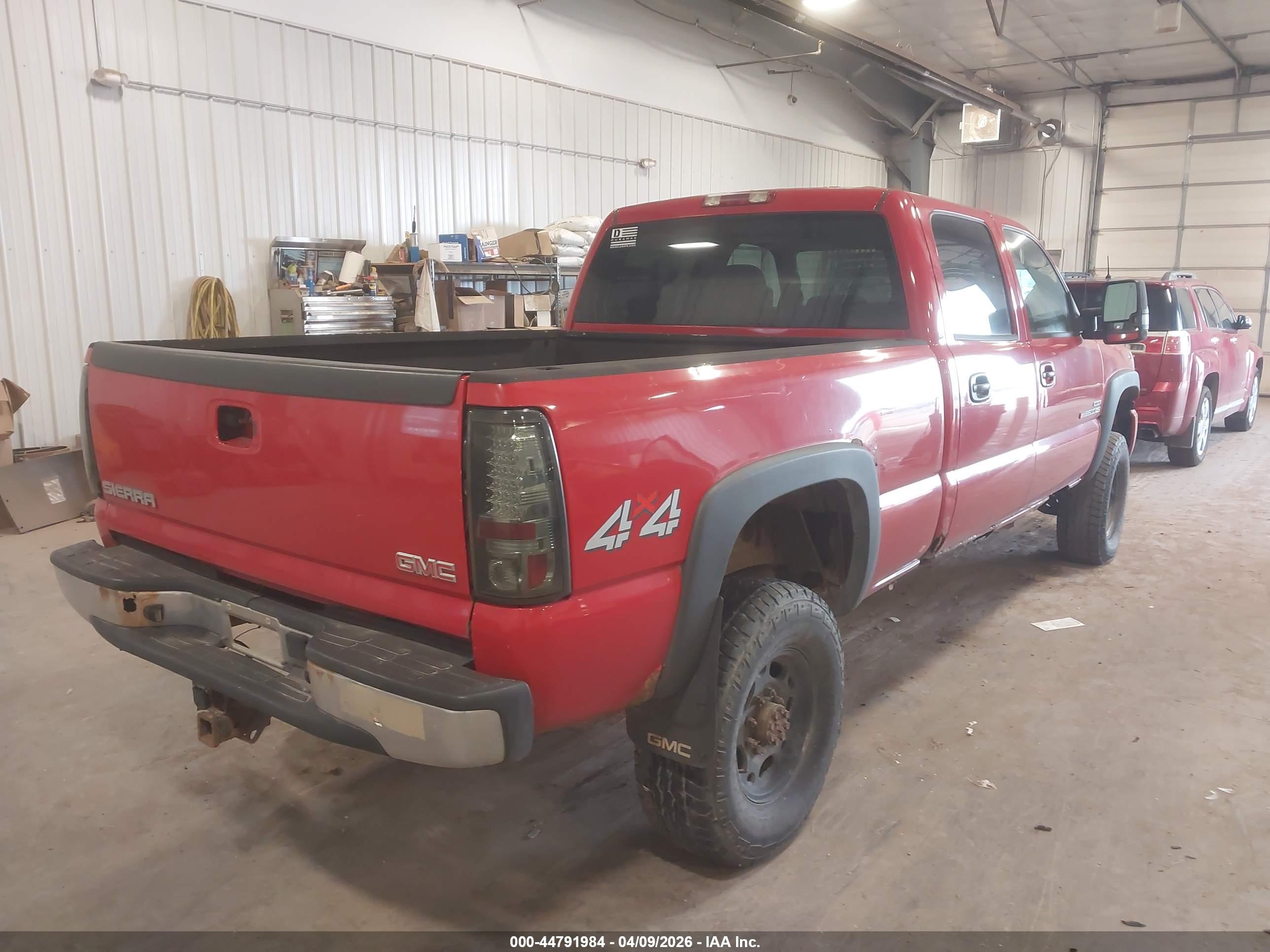 GMC SIERRA image 4