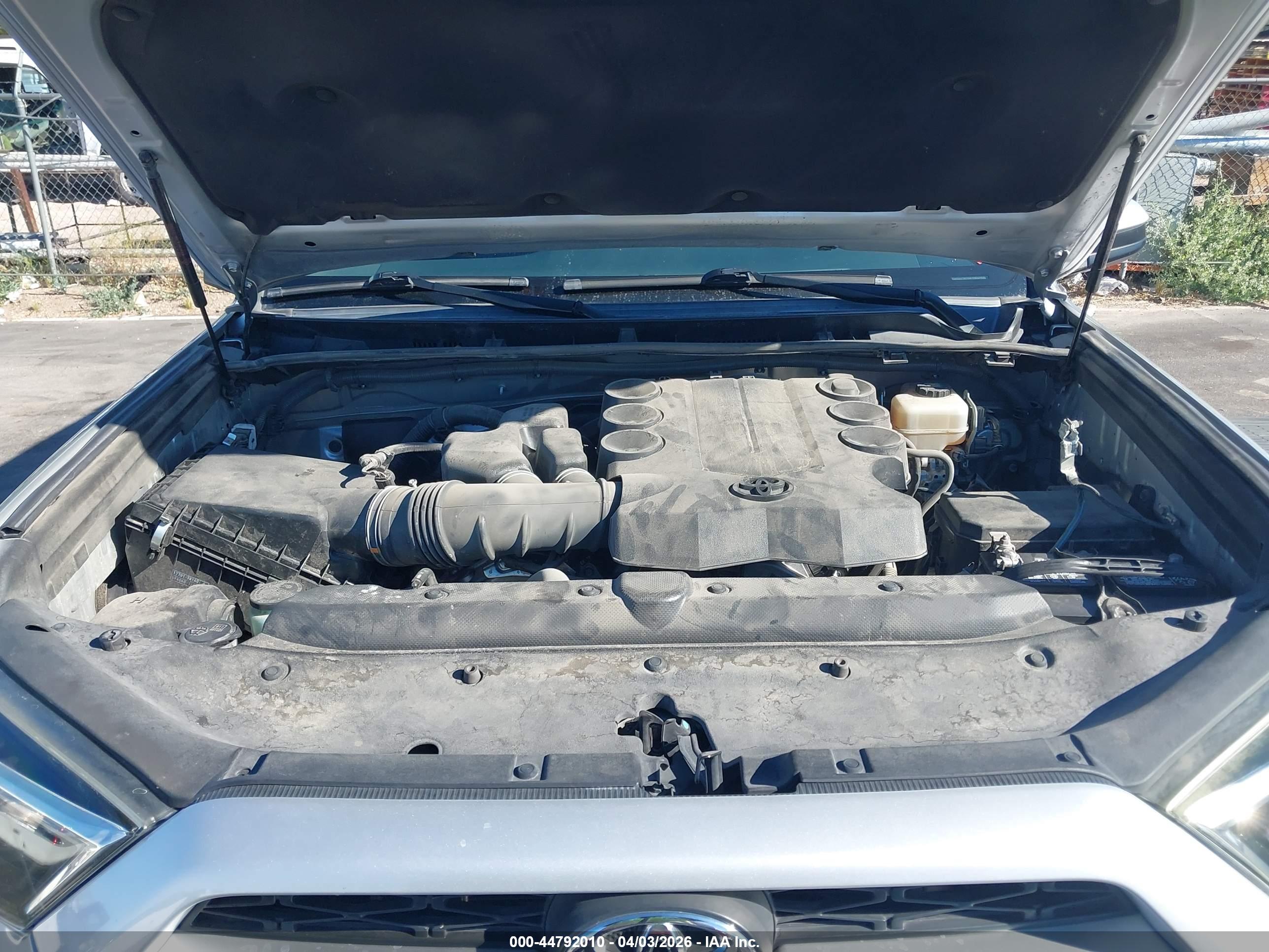 TOYOTA 4RUNNER image 10