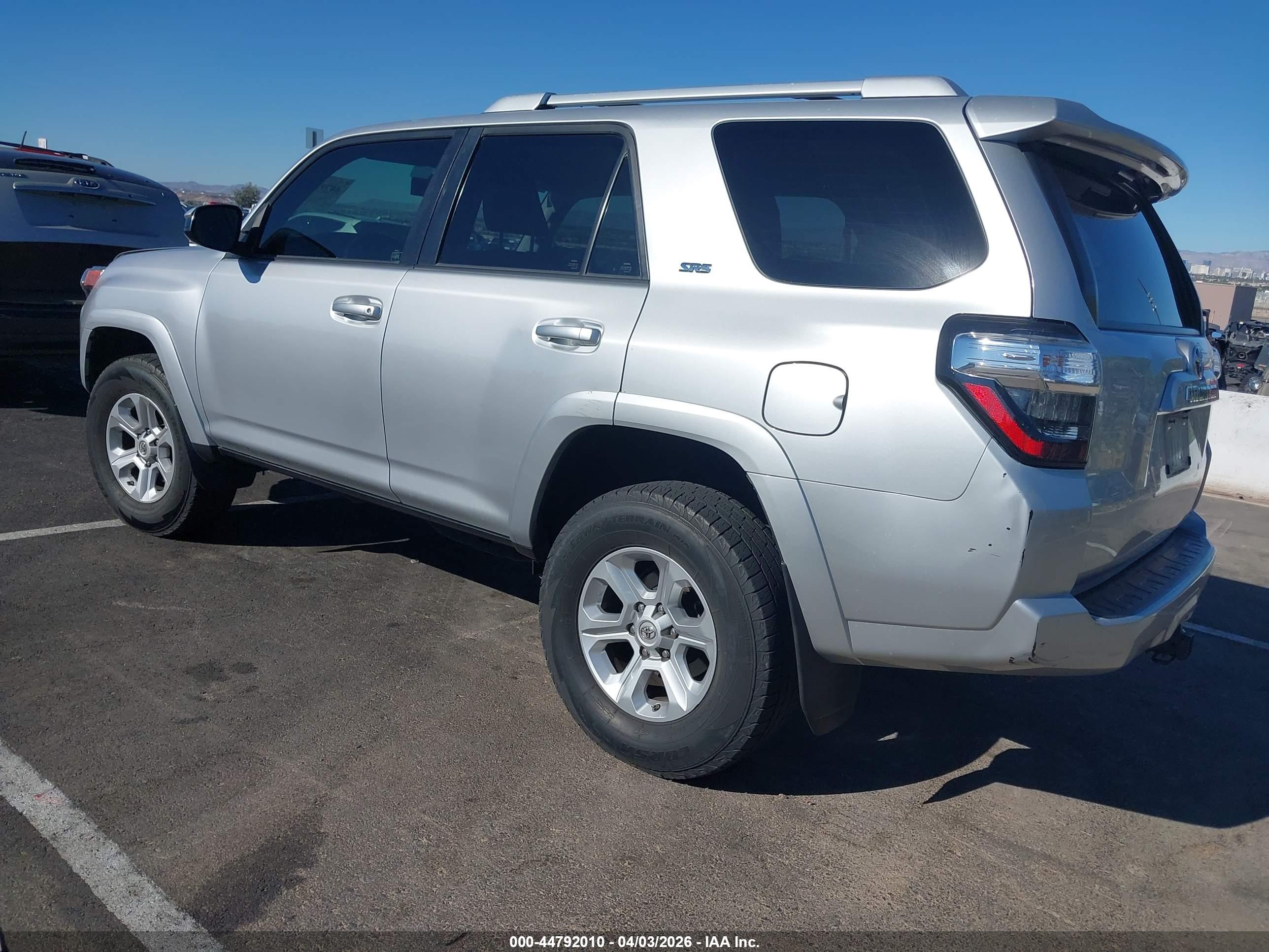 TOYOTA 4RUNNER image 3