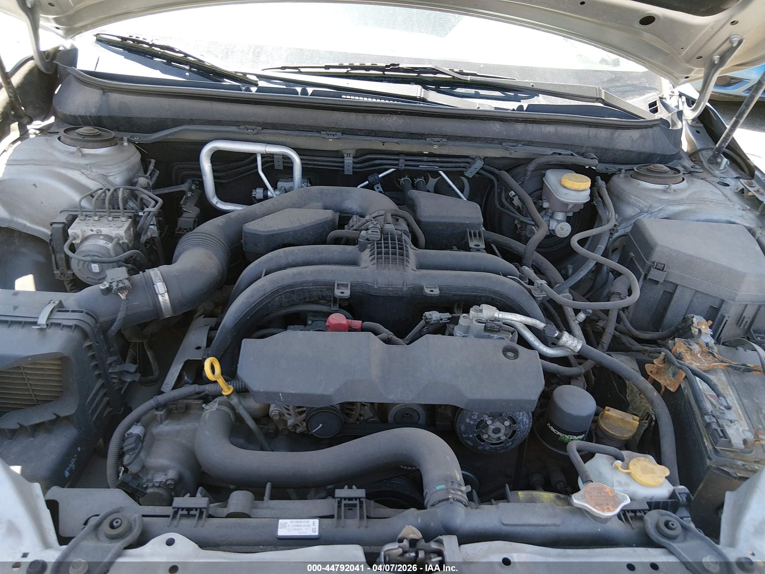 SUBARU OUTBACK image 10