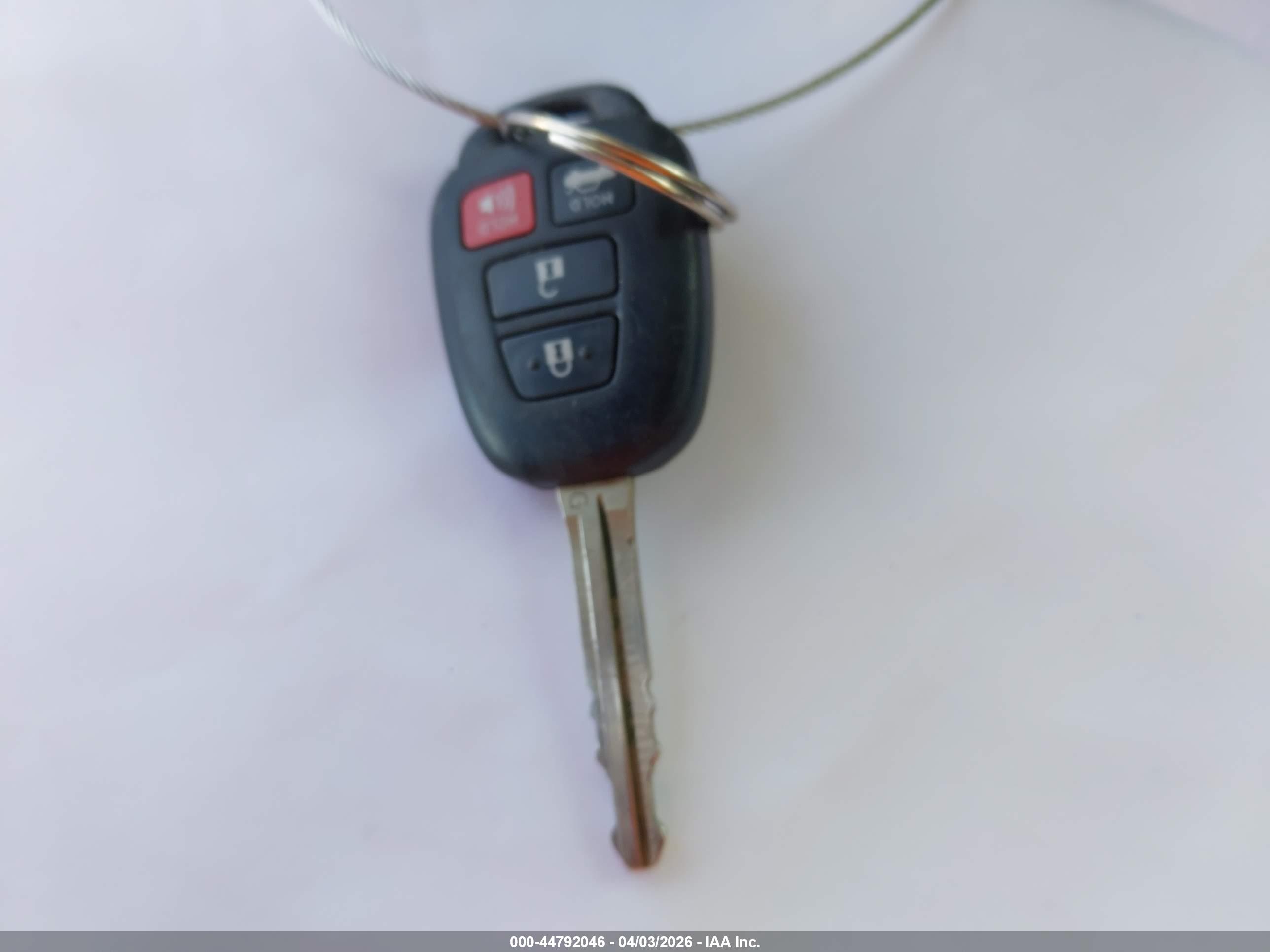 TOYOTA CAMRY image 11