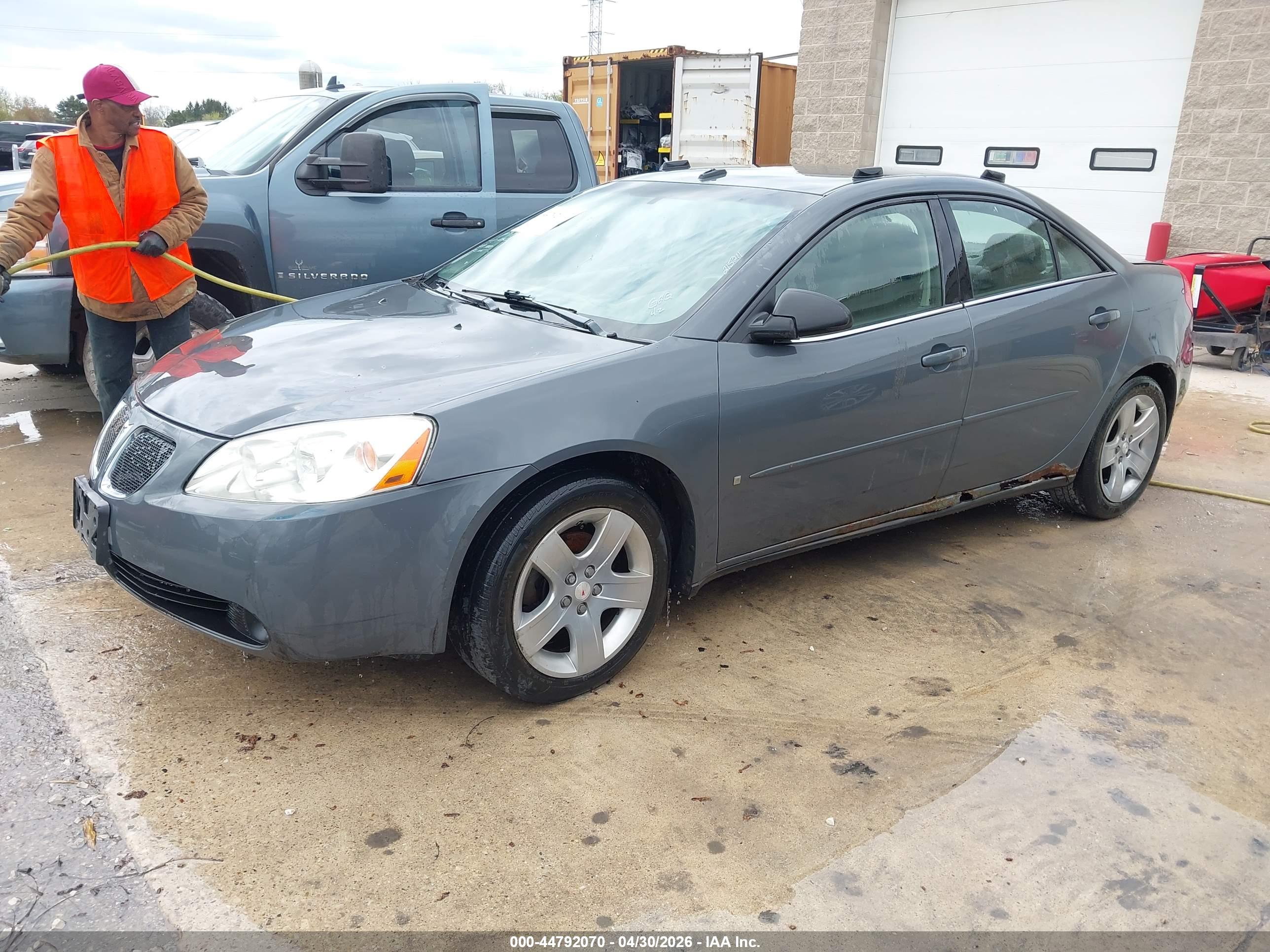 PONTIAC G6 image 2