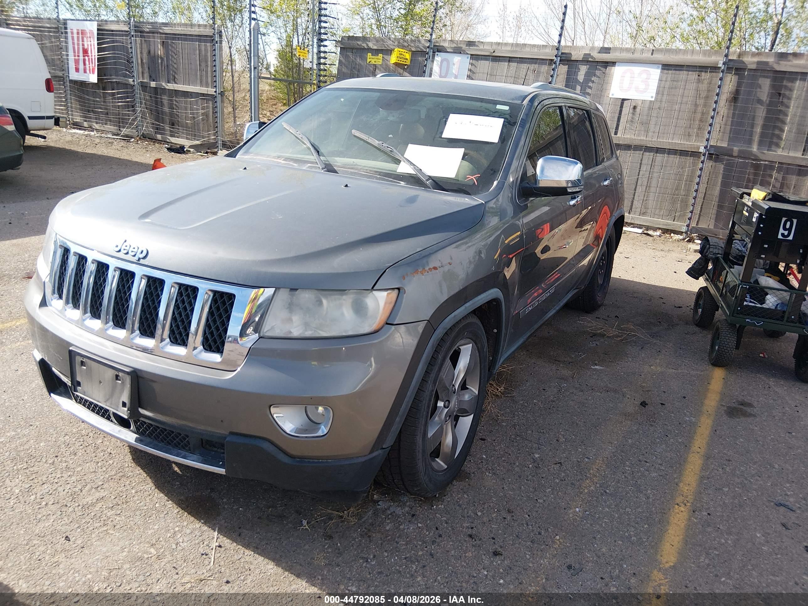 JEEP GRAND image 2