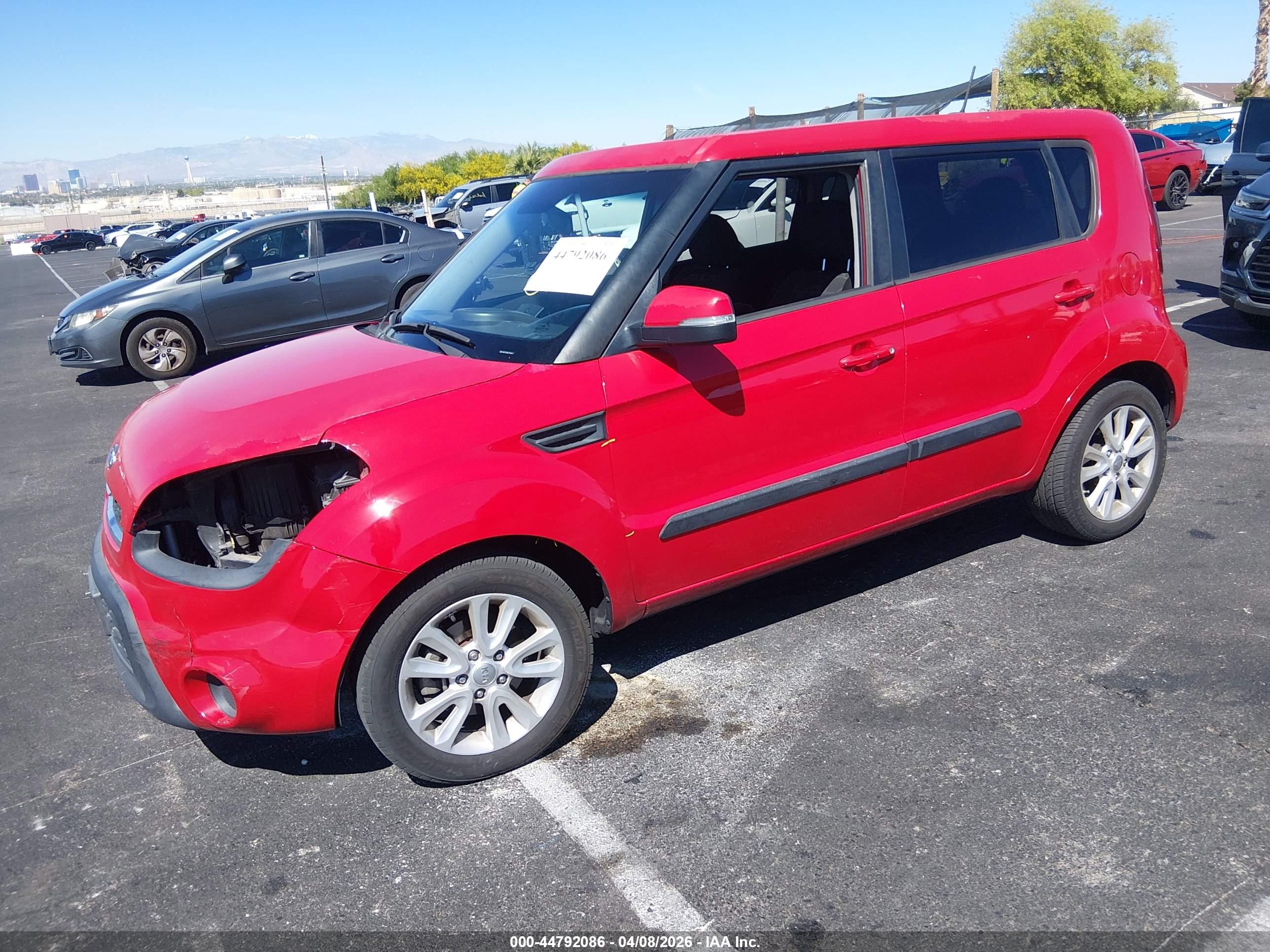 KIA SOUL image 2