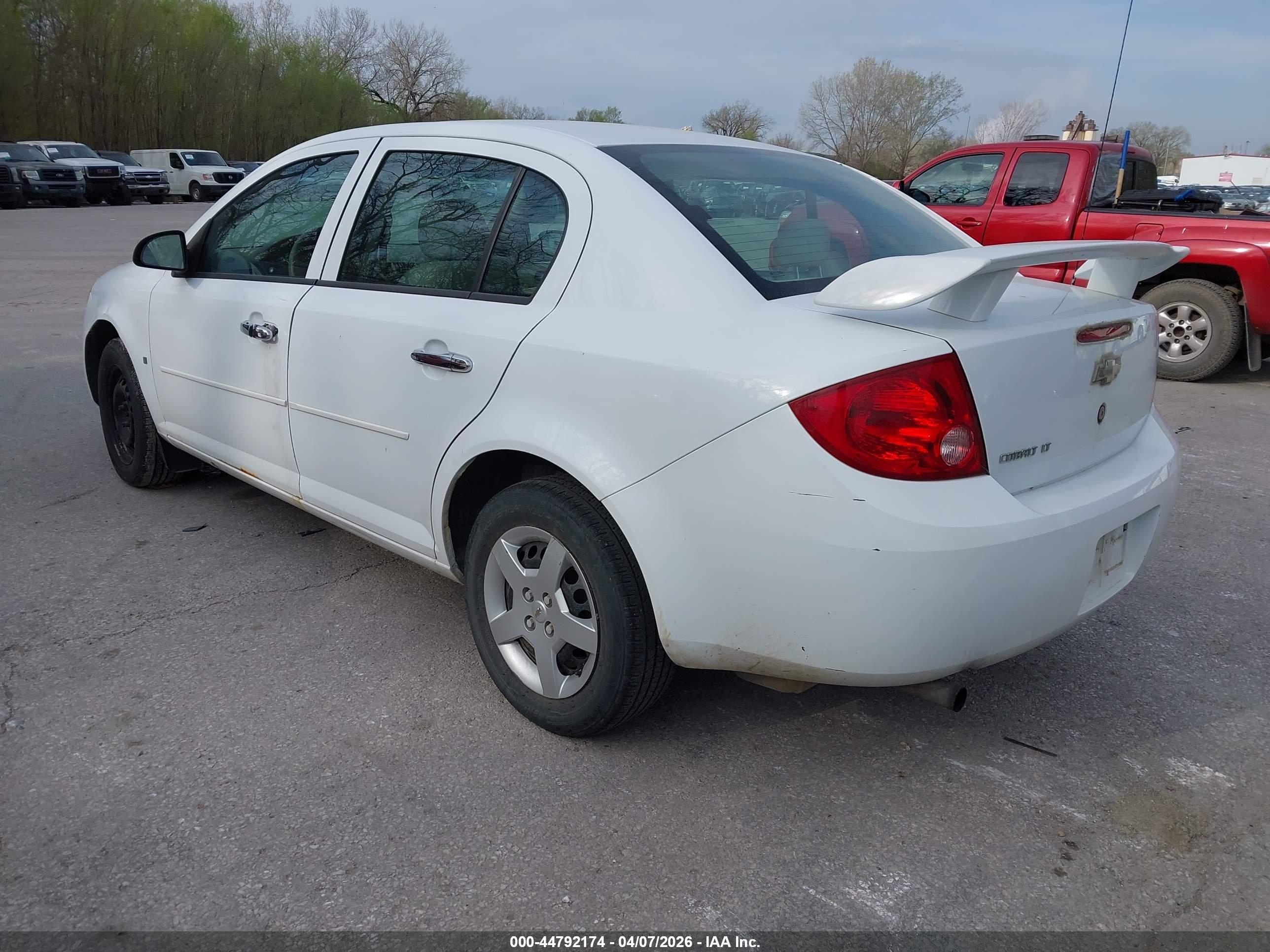 CHEVROLET COBALT image 3
