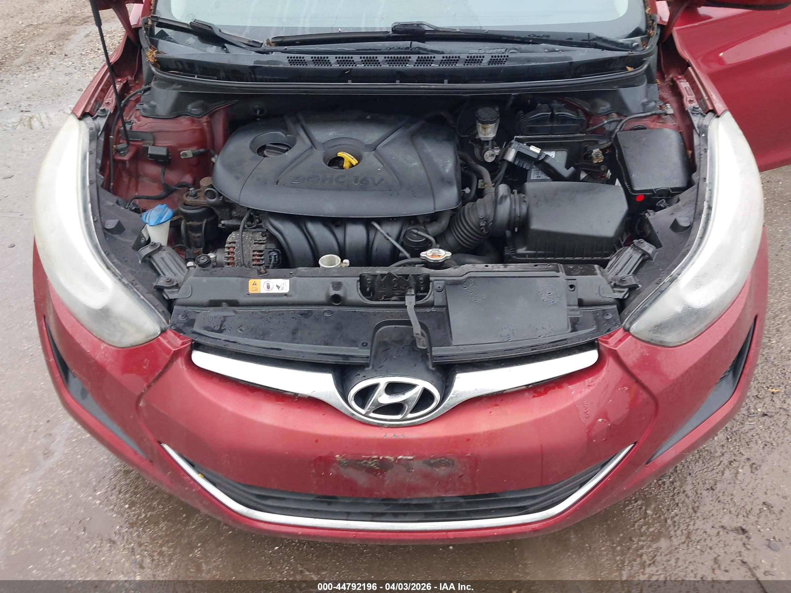 HYUNDAI ELANTRA image 10