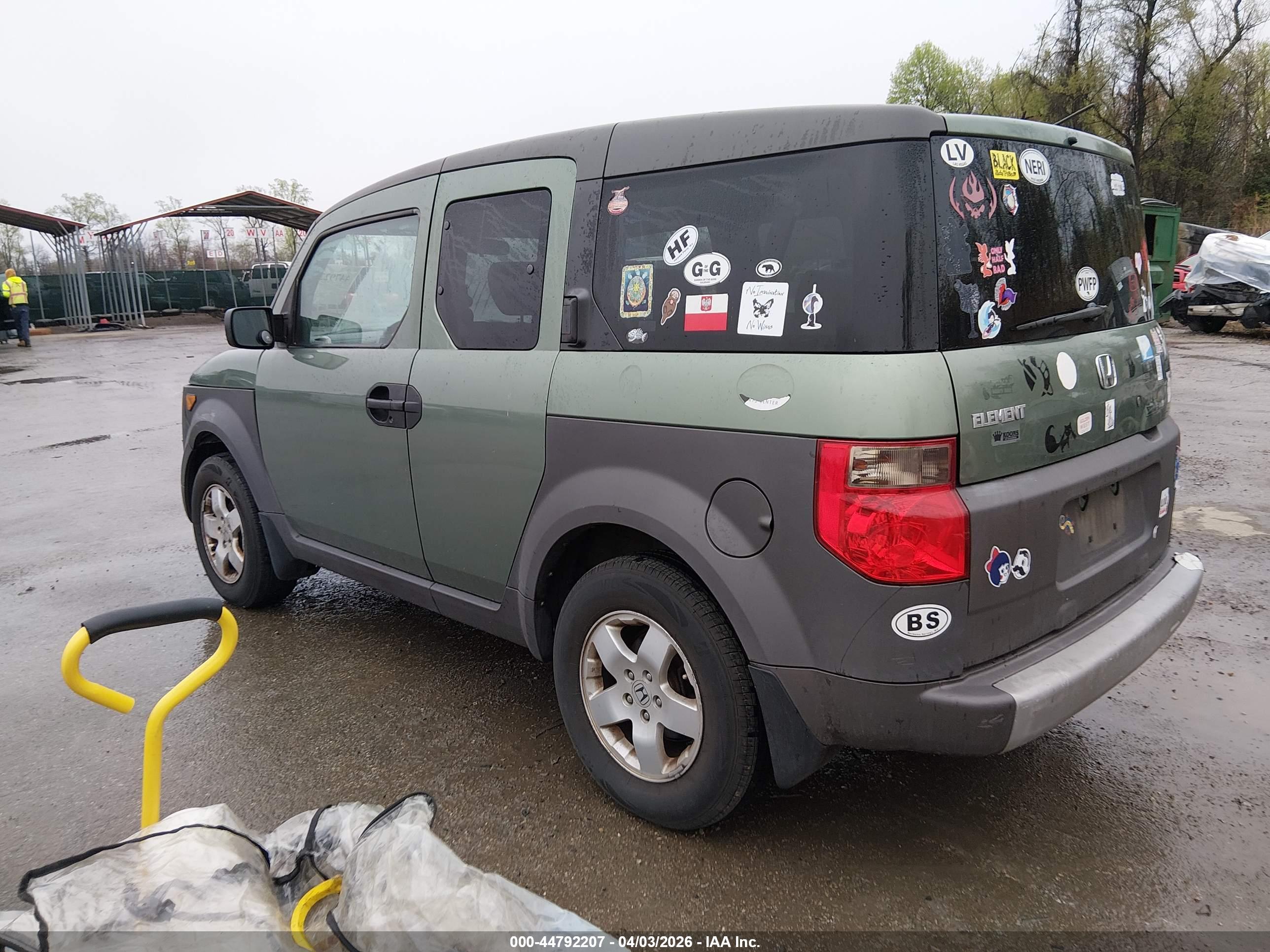 HONDA ELEMENT image 3