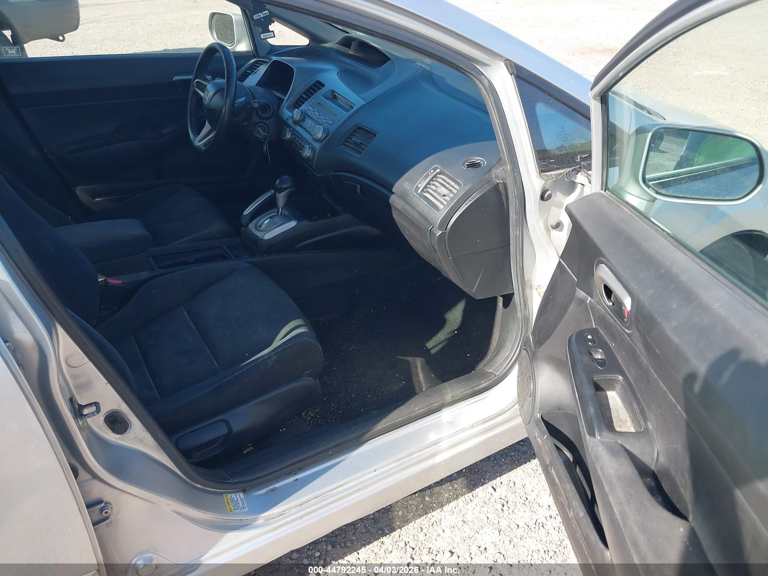 HONDA CIVIC image 5