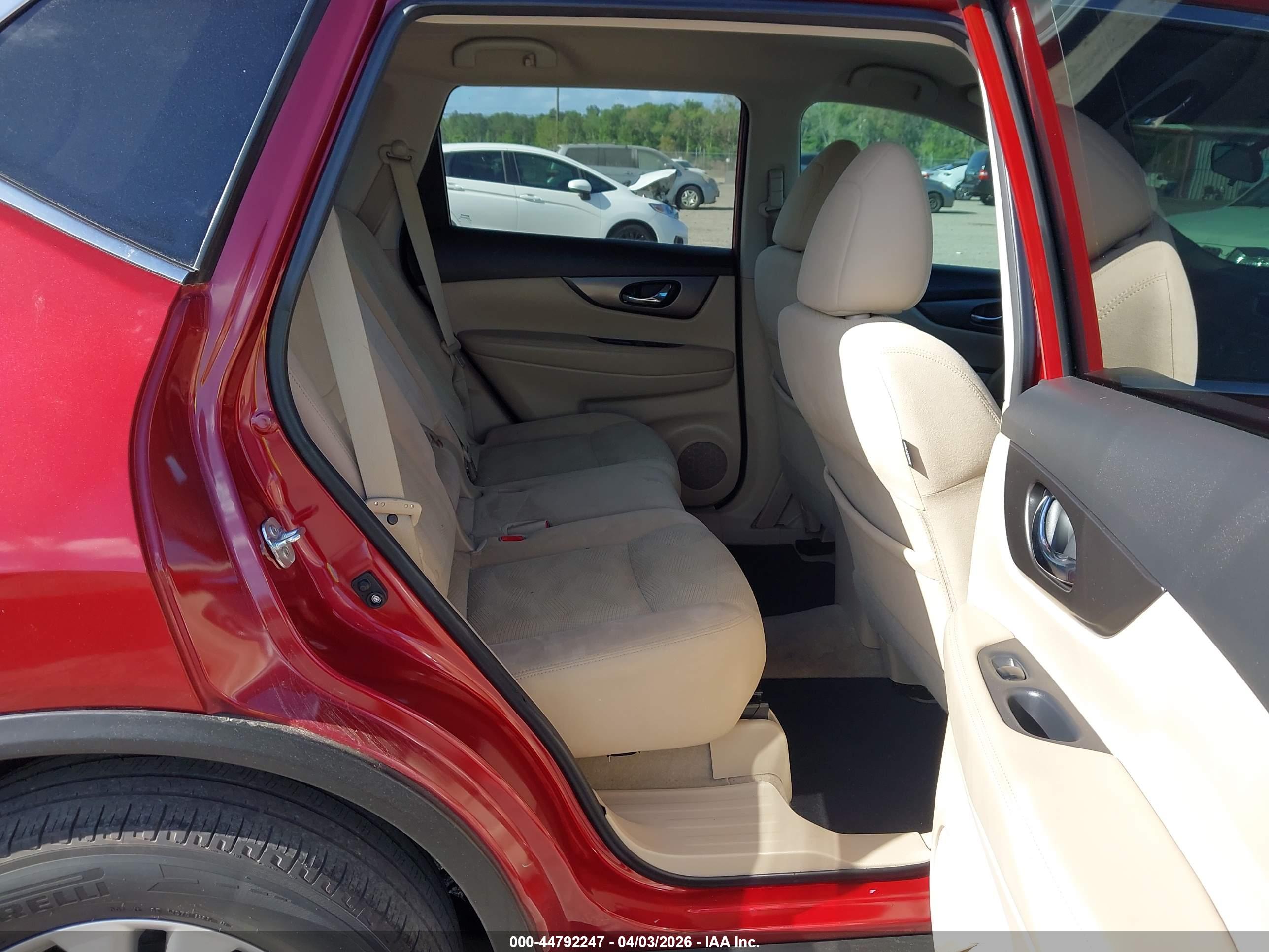 NISSAN ROGUE image 8