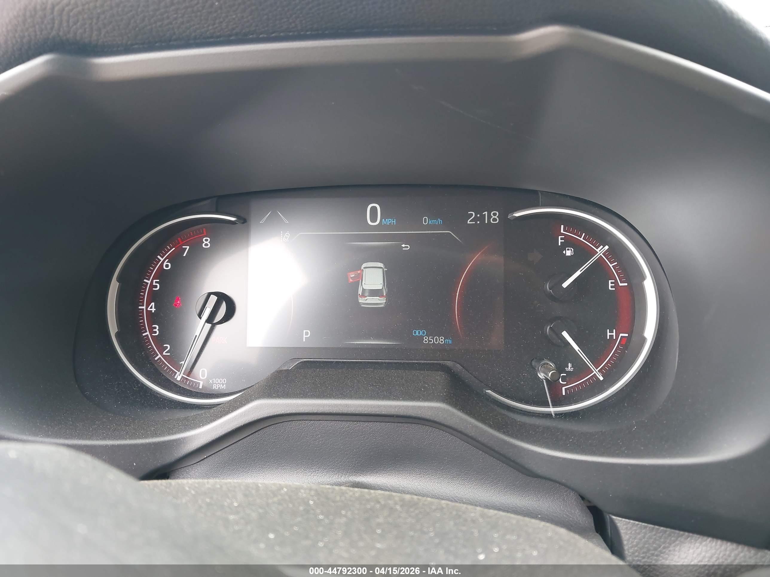 TOYOTA RAV4 image 7