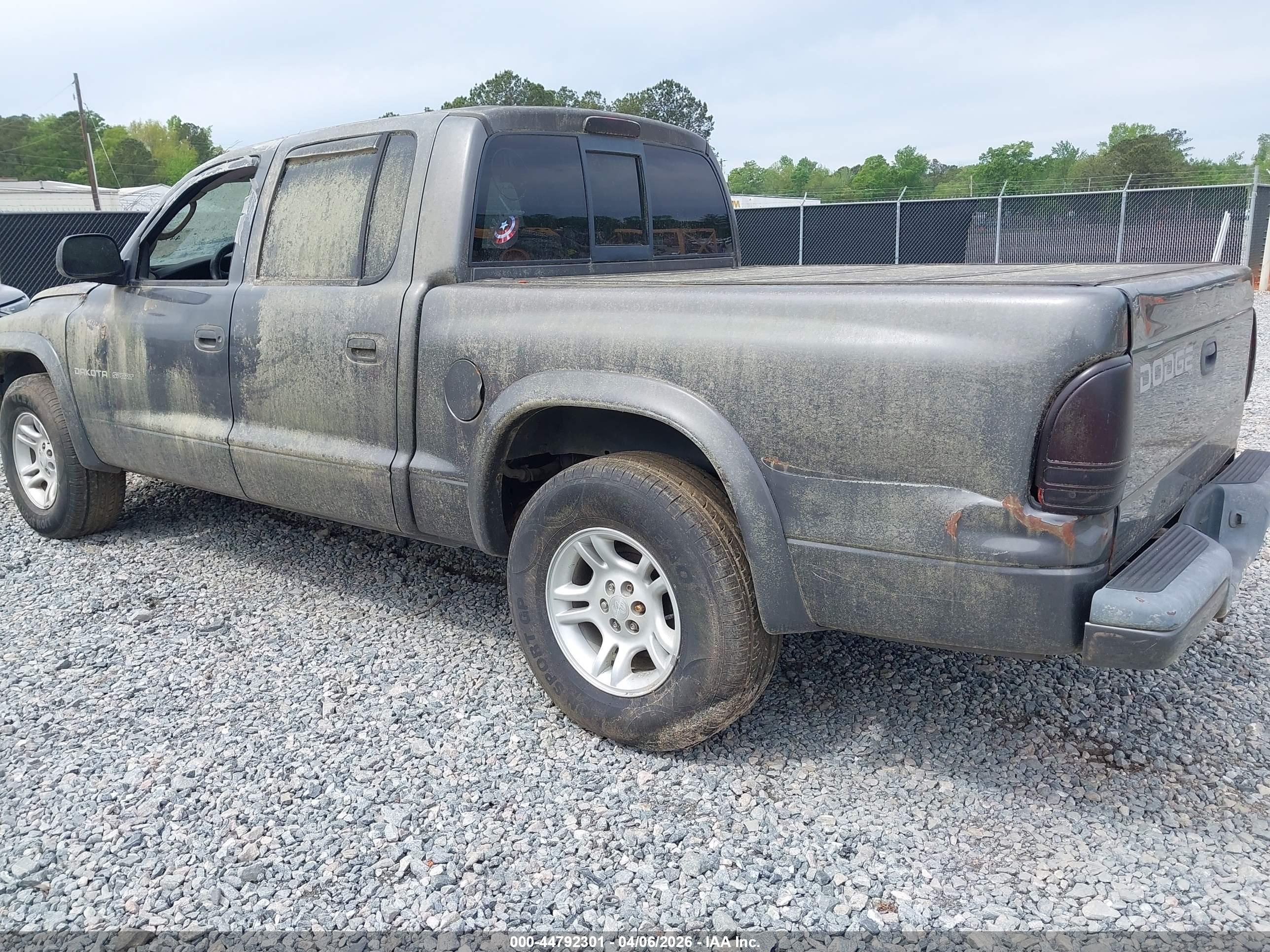 DODGE DAKOTA image 3