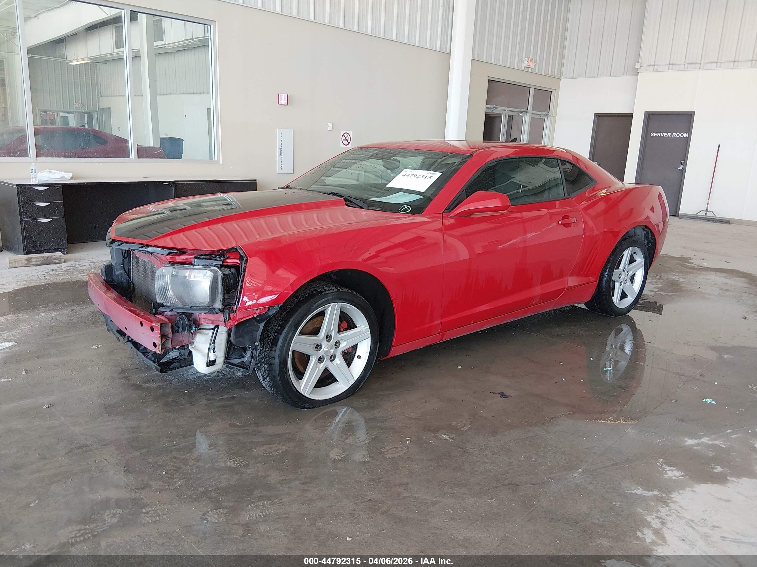 CHEVROLET CAMARO image 2