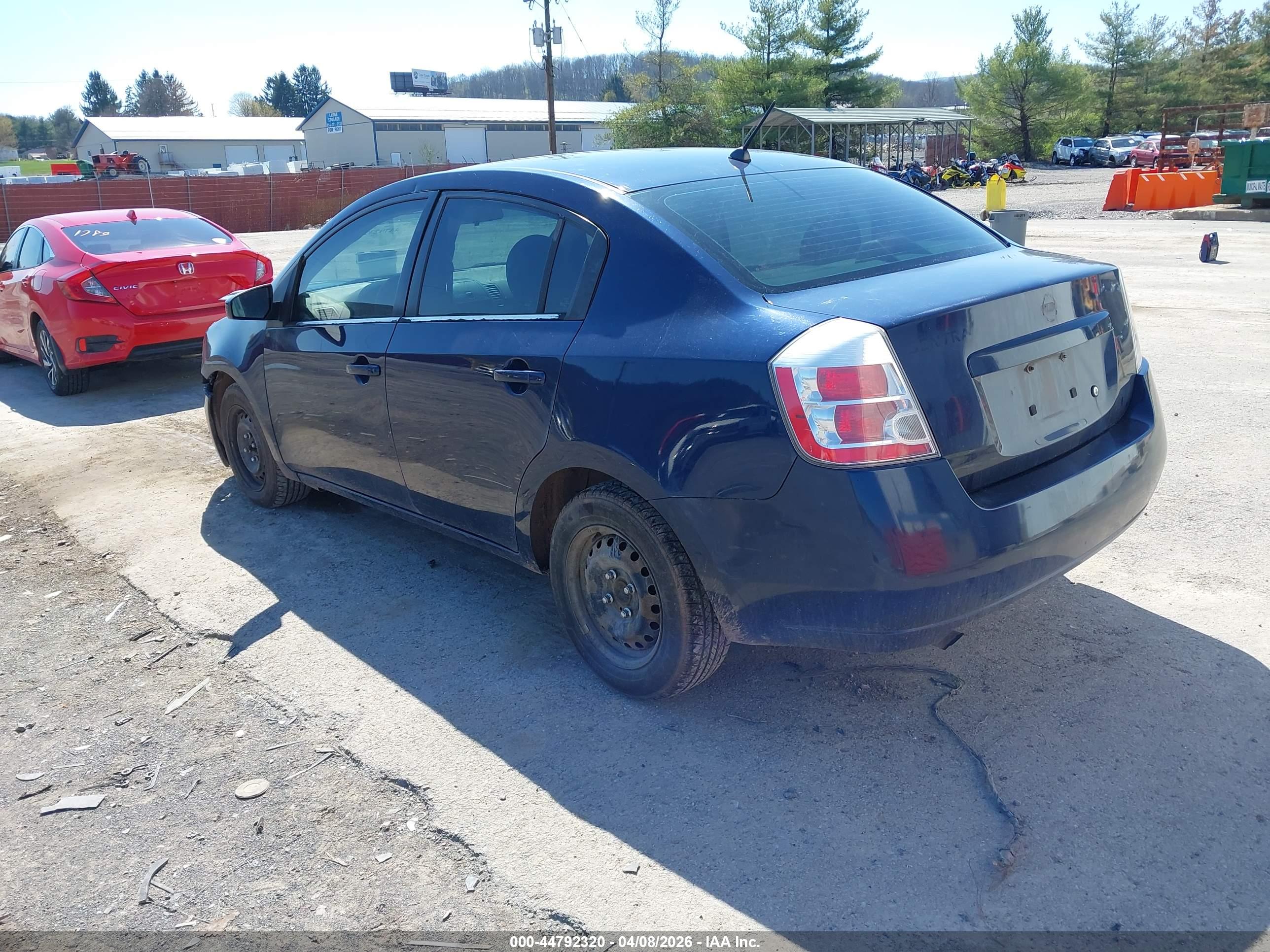 NISSAN SENTRA image 3