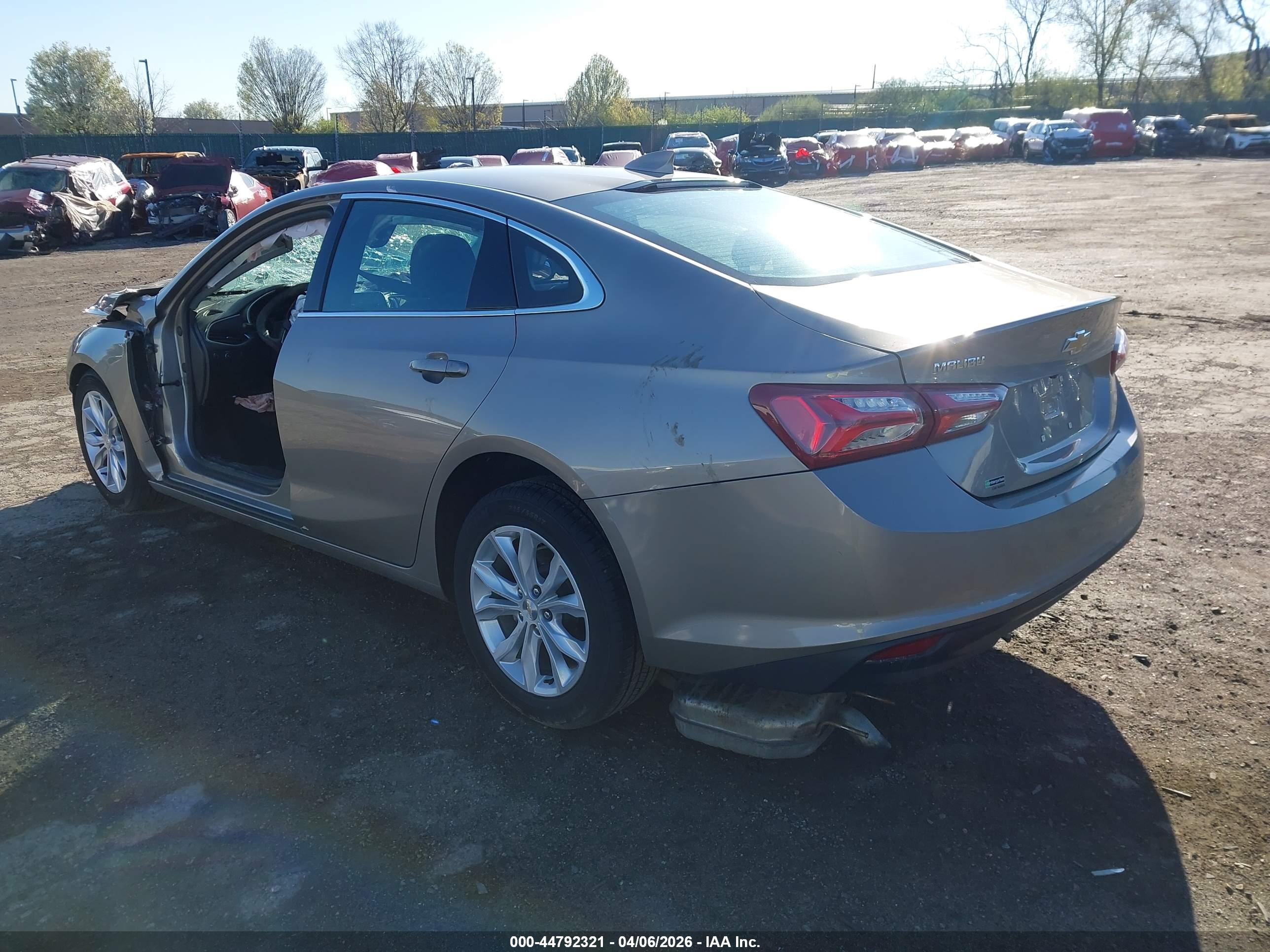 CHEVROLET MALIBU image 3