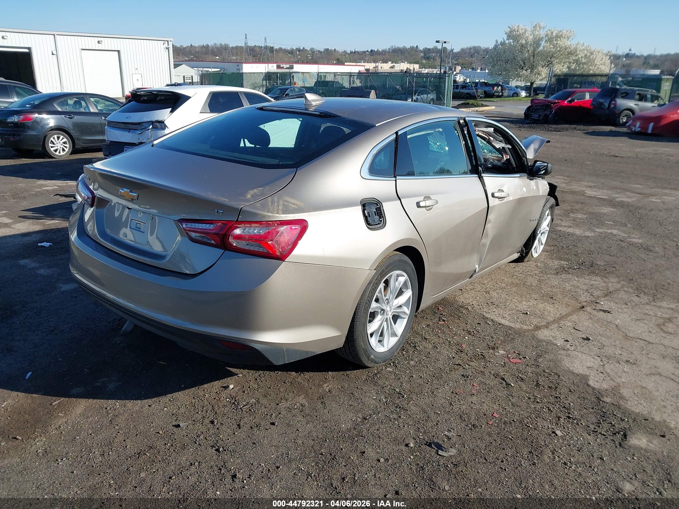 CHEVROLET MALIBU image 4