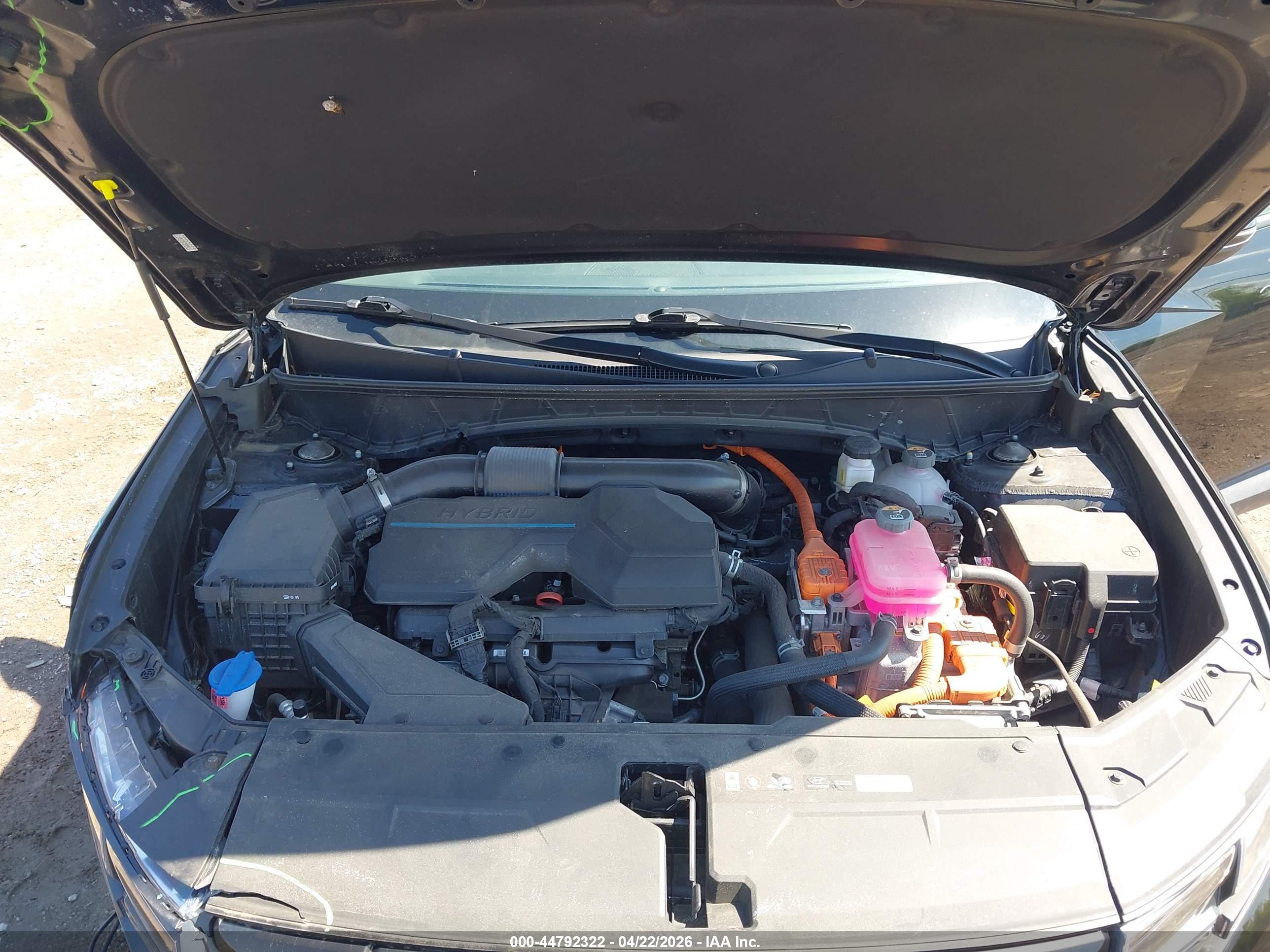 HYUNDAI TUCSON image 10