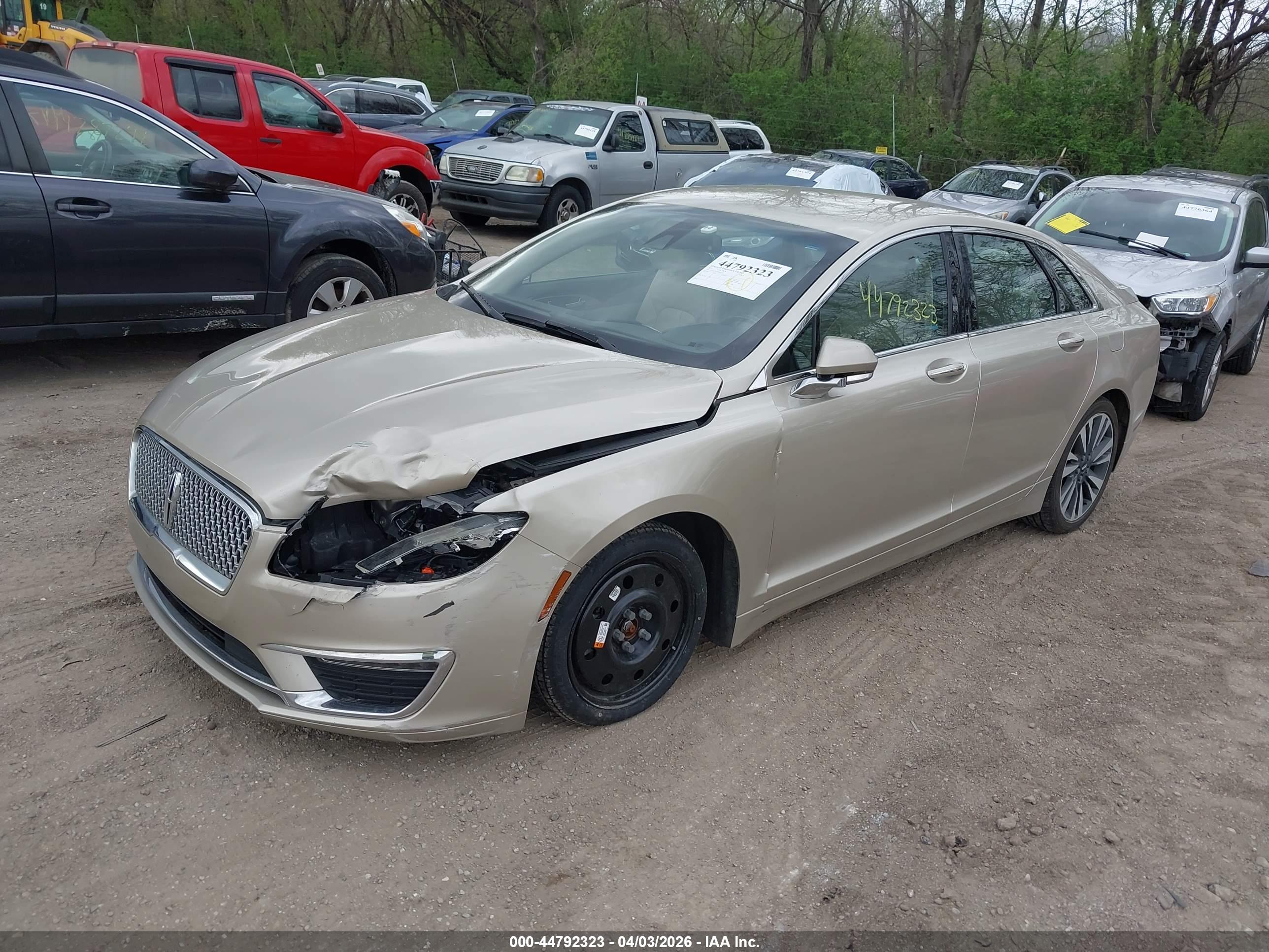 LINCOLN MKZ image 2