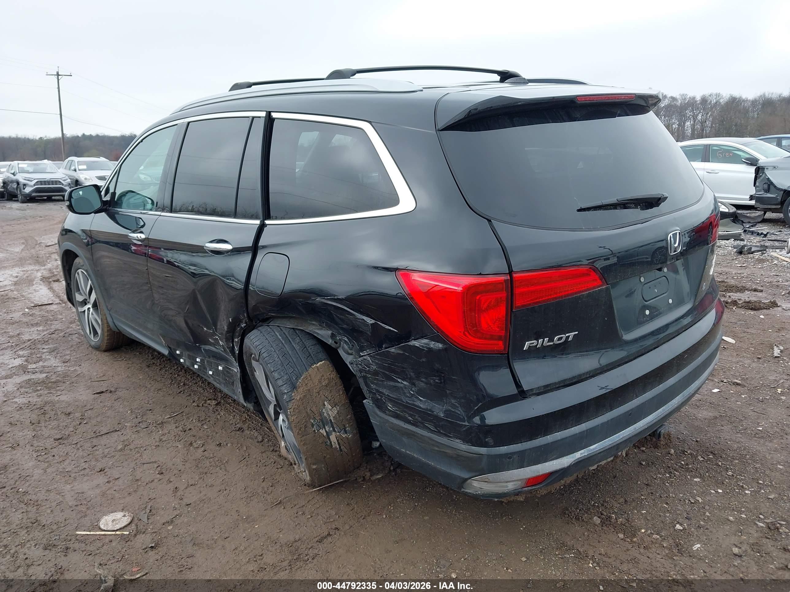 HONDA PILOT image 3