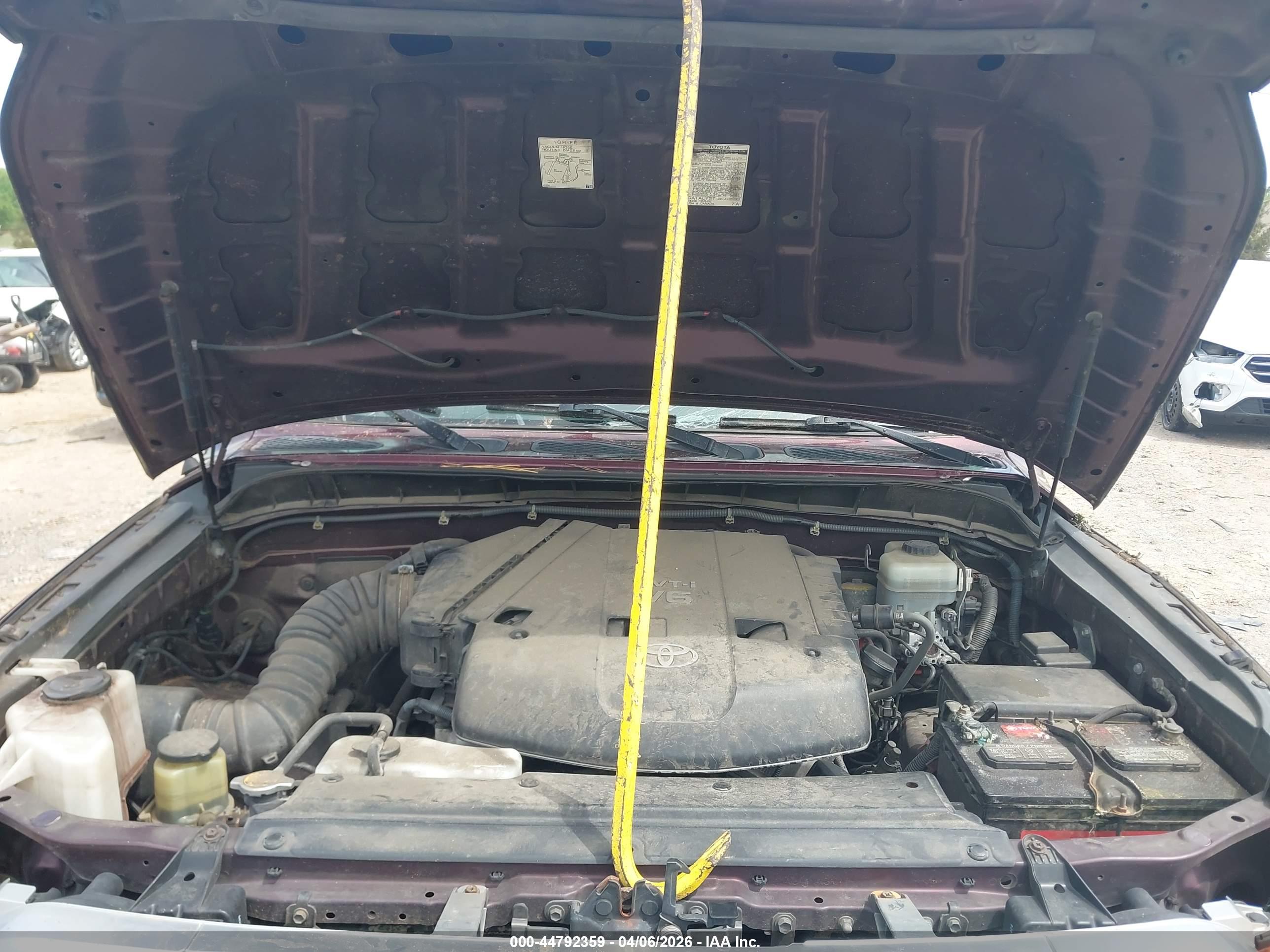 TOYOTA FJ image 10