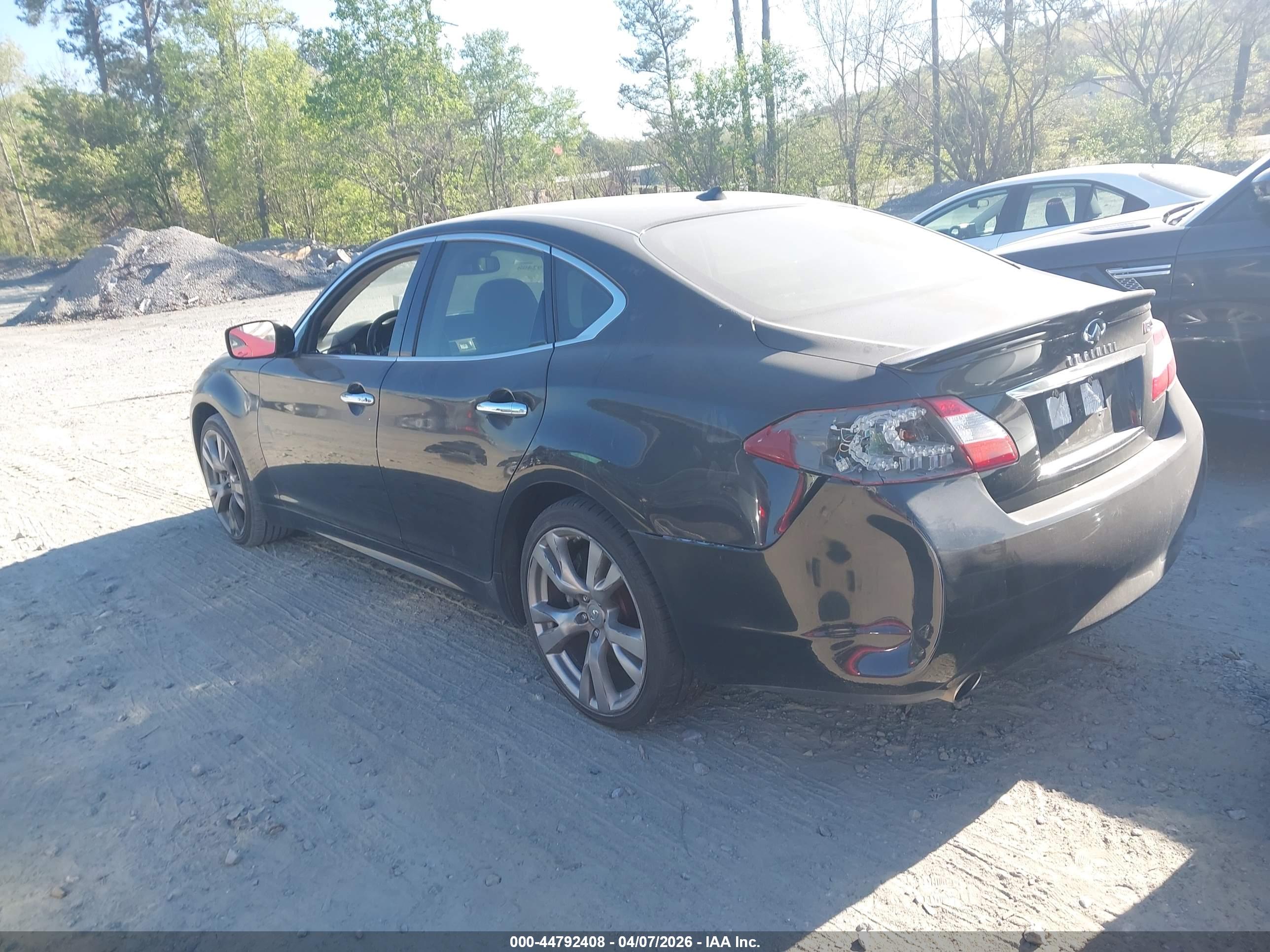 INFINITI M37 image 3