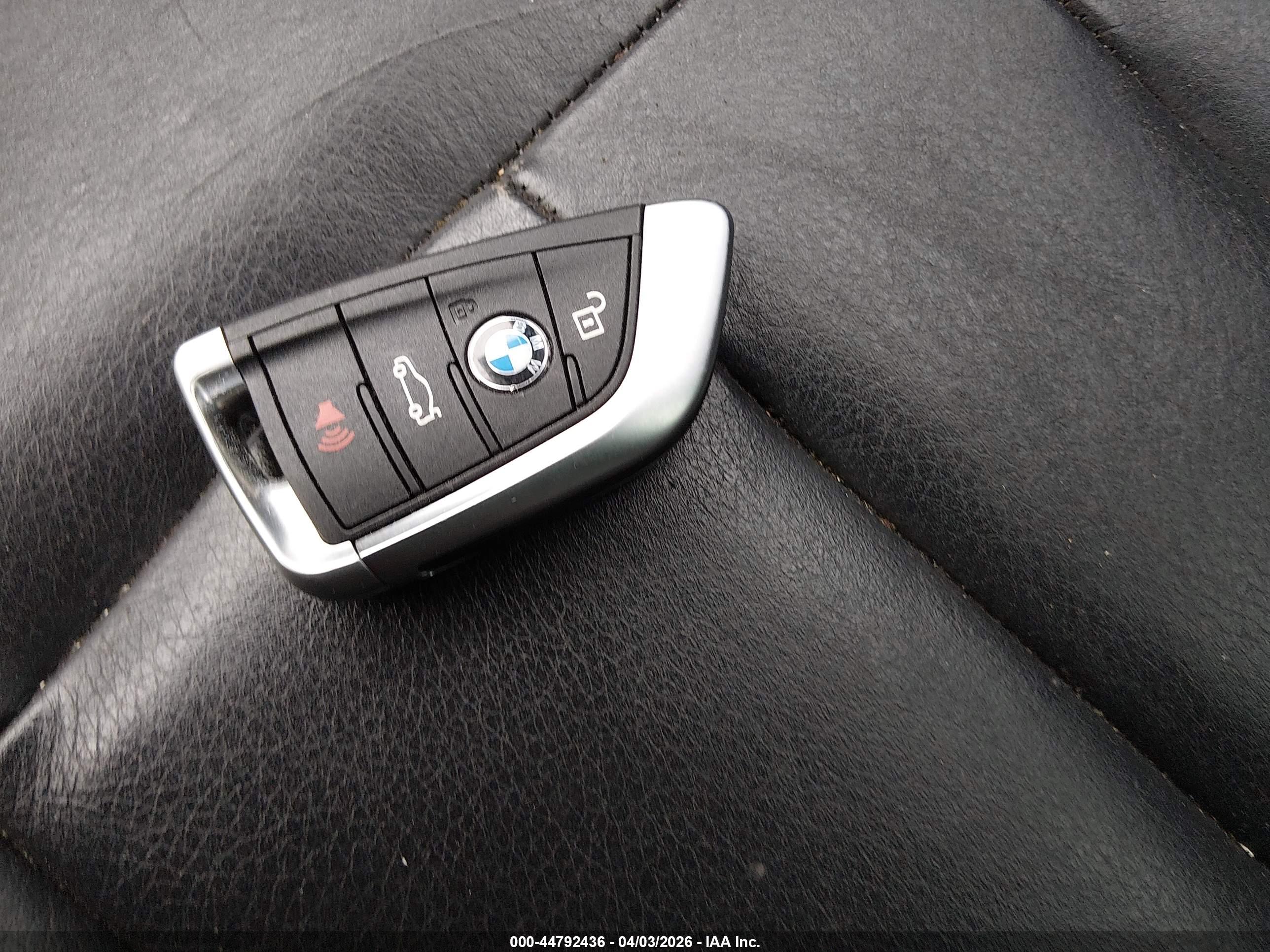 BMW X6 image 11