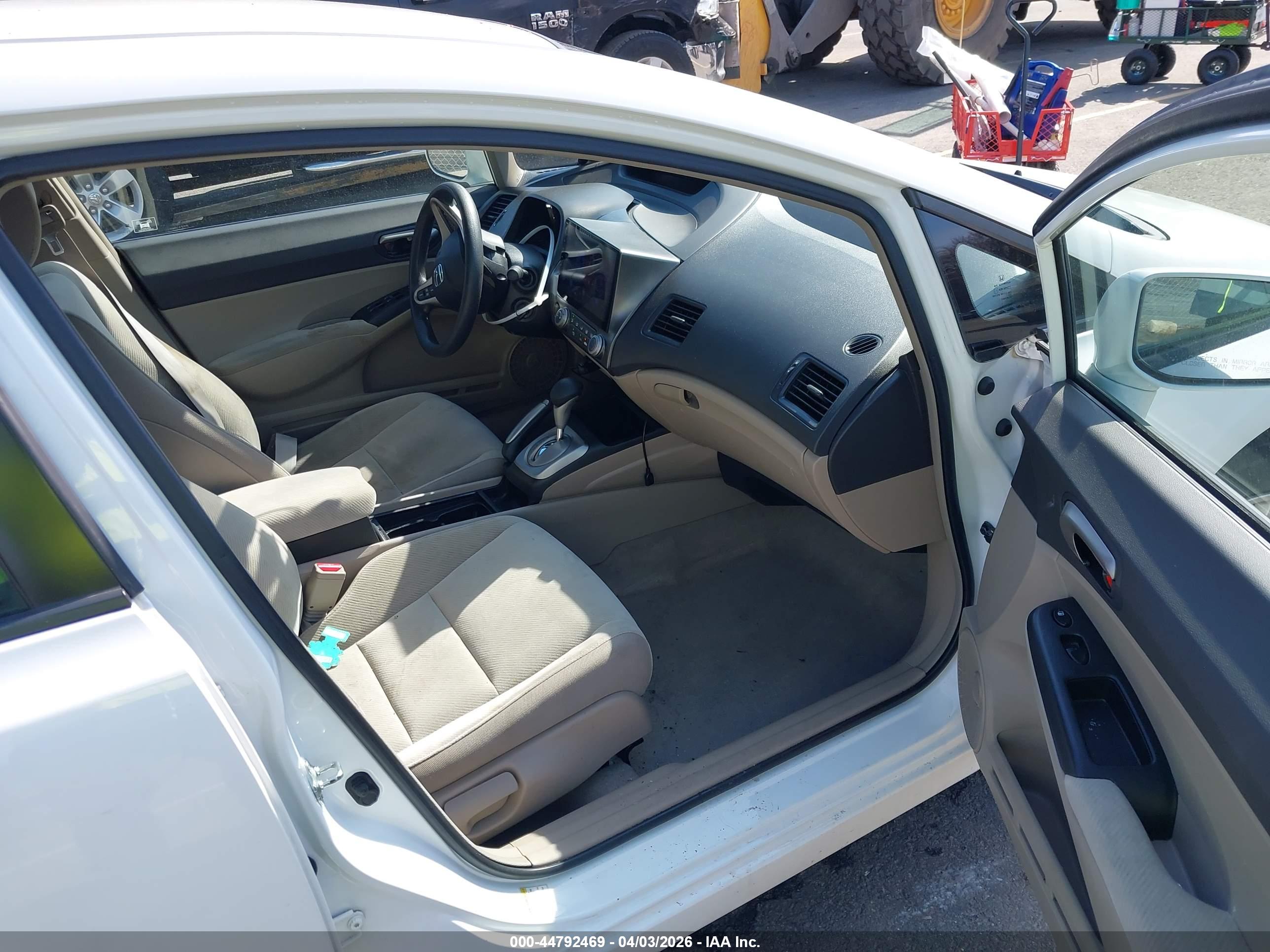 HONDA CIVIC image 5
