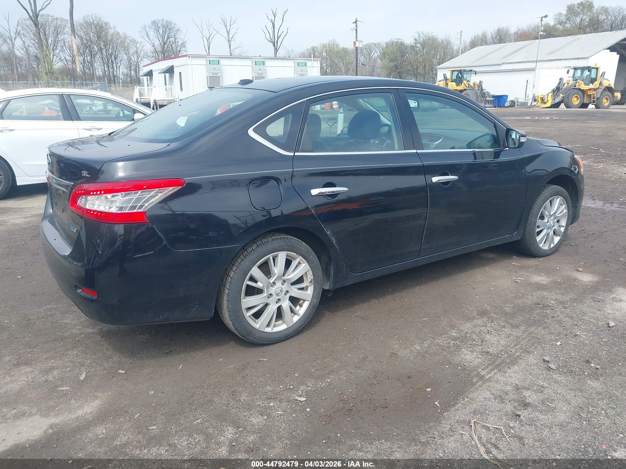 NISSAN SENTRA image 4