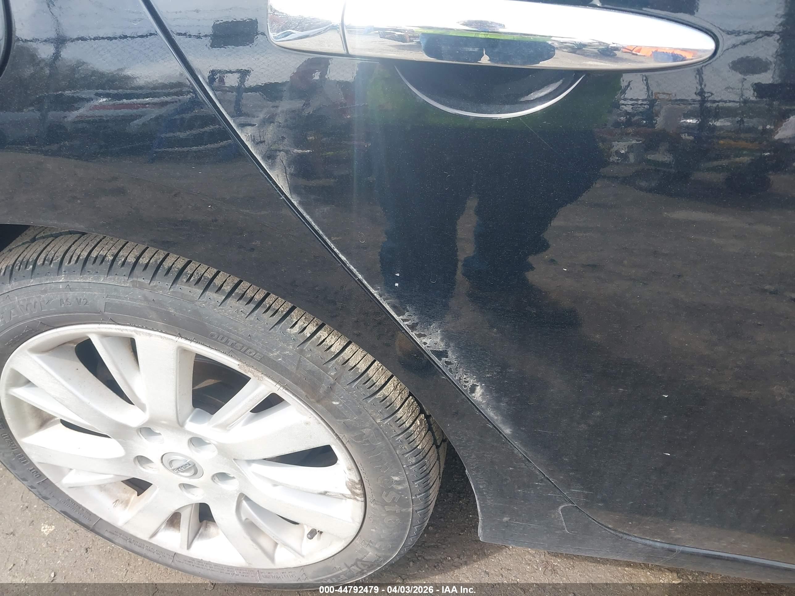 NISSAN SENTRA image 6
