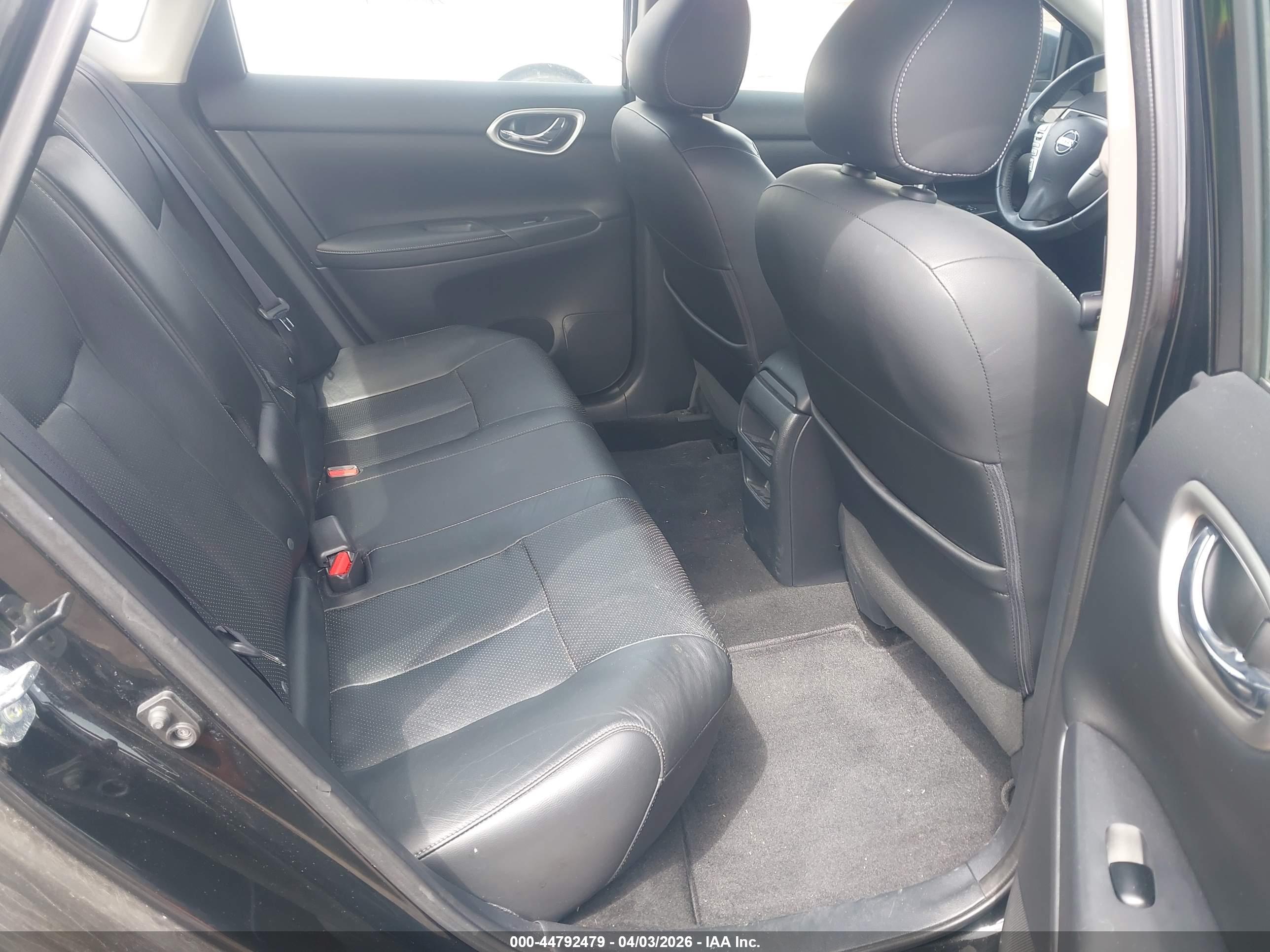 NISSAN SENTRA image 8