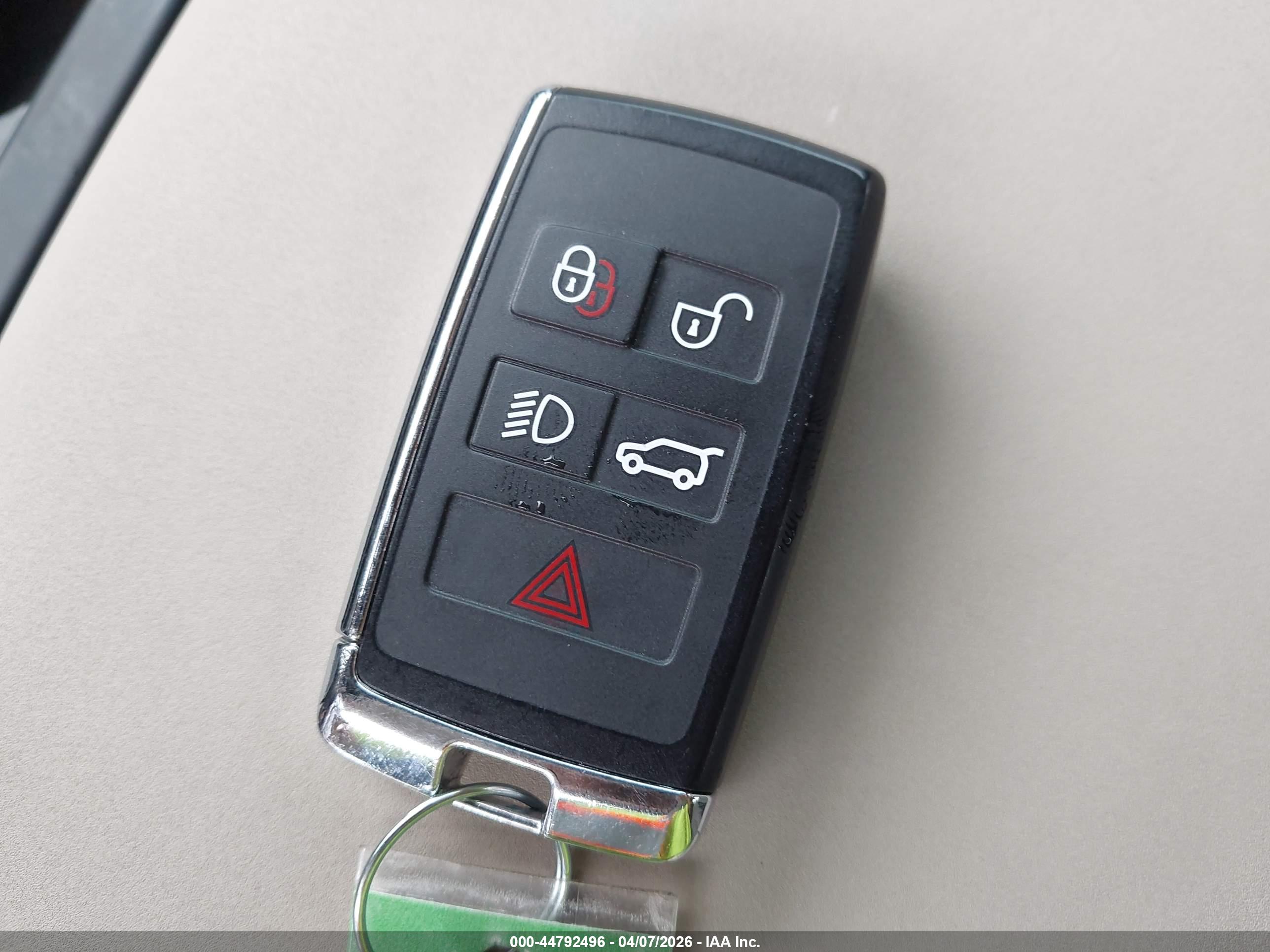 LAND ROVER image 11