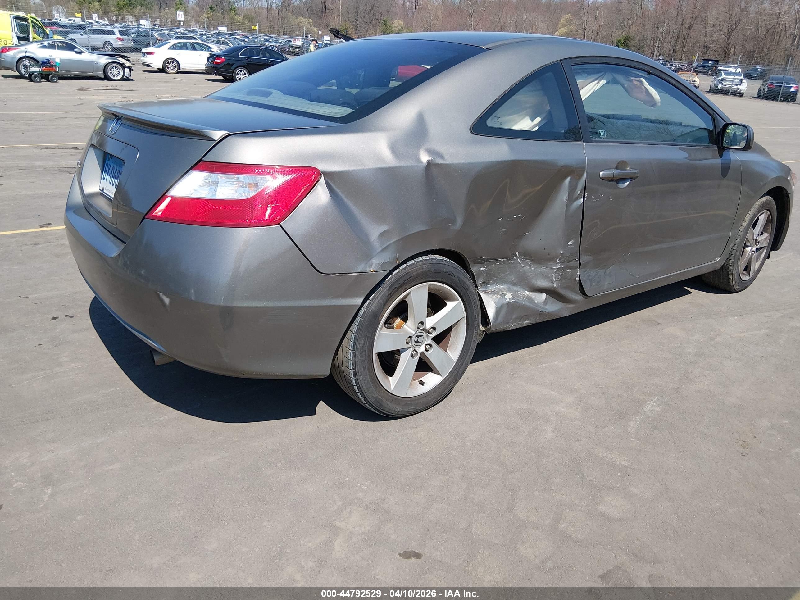 HONDA CIVIC image 4