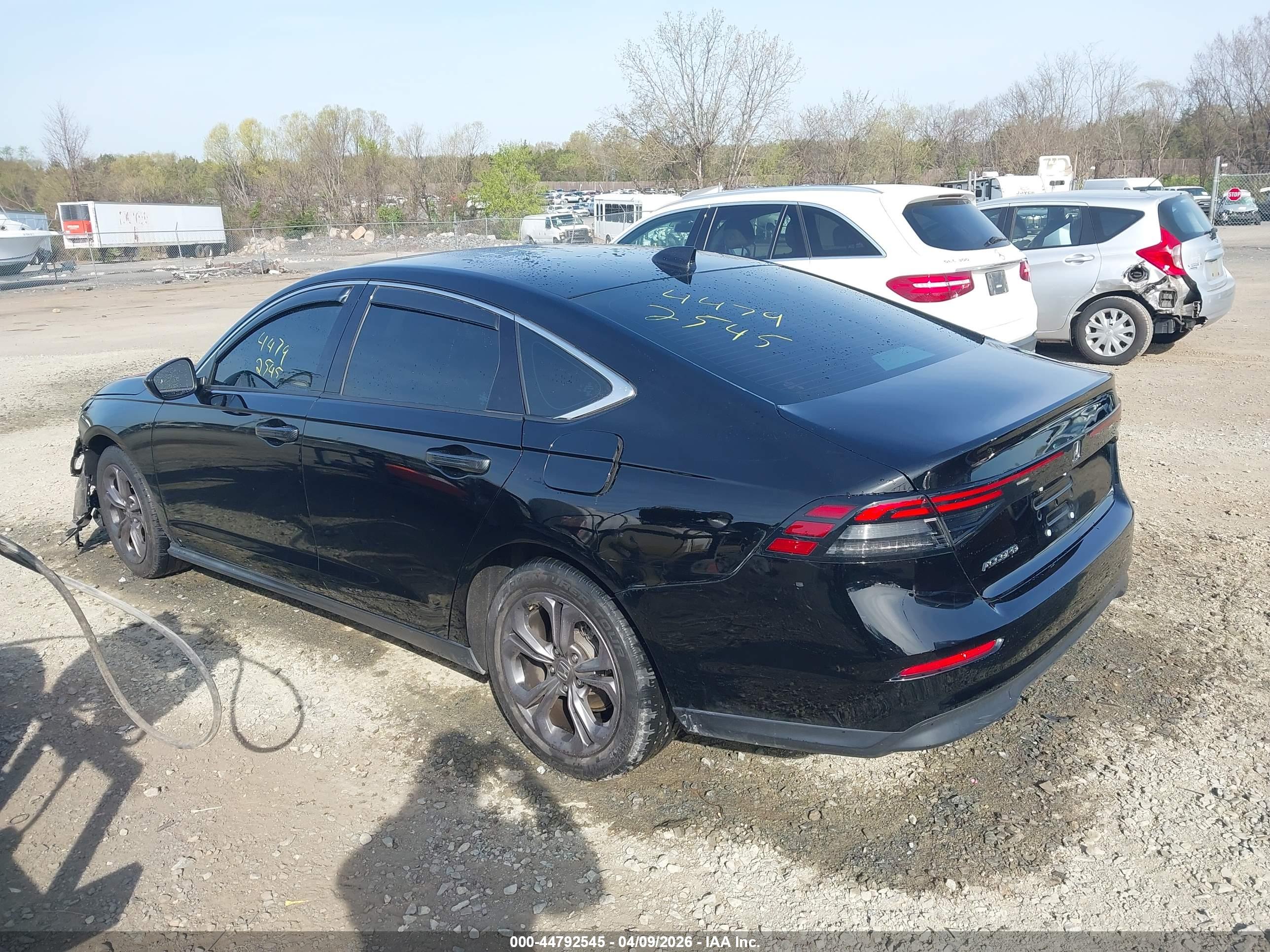 HONDA ACCORD image 3