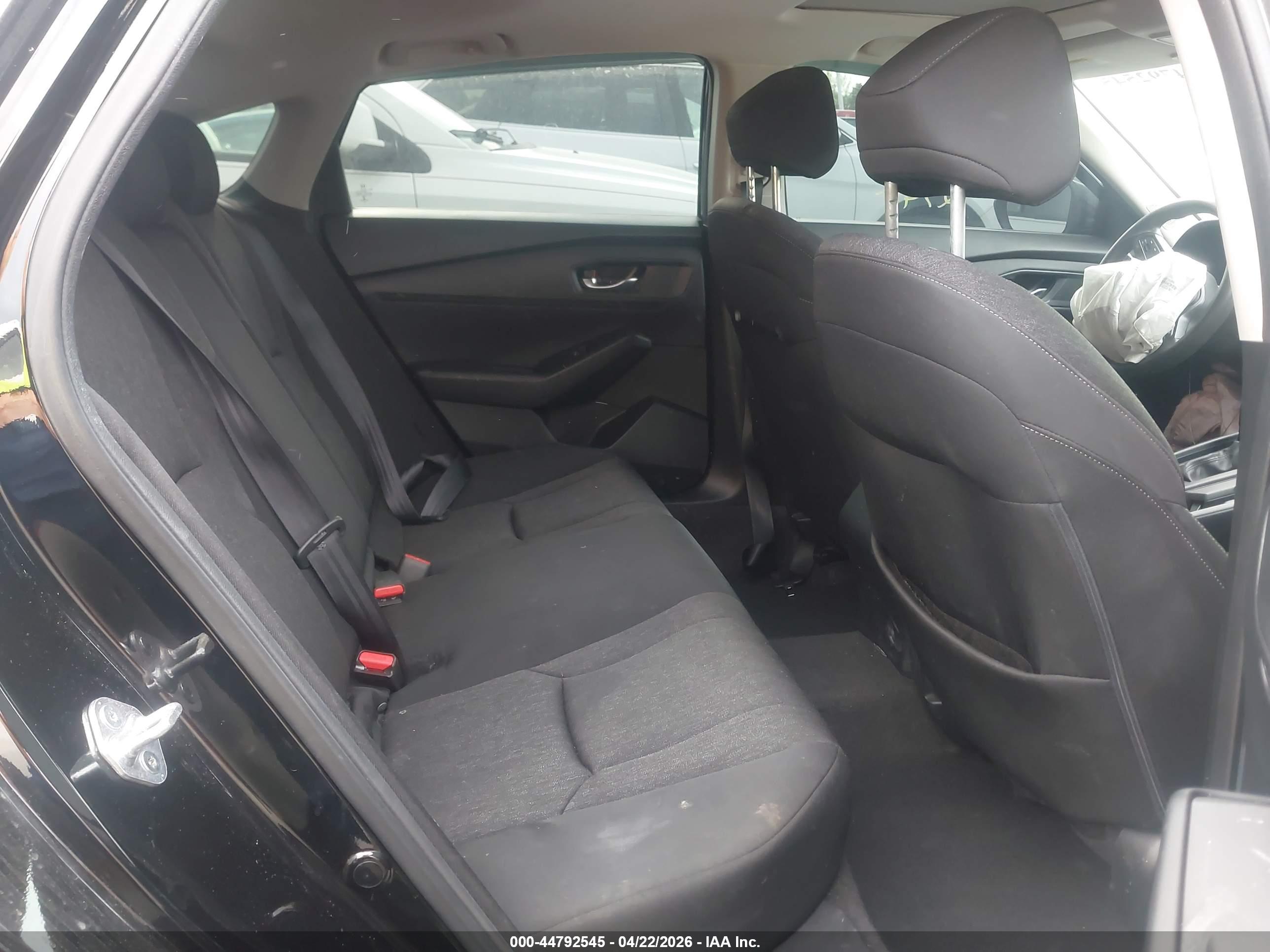 HONDA ACCORD image 8