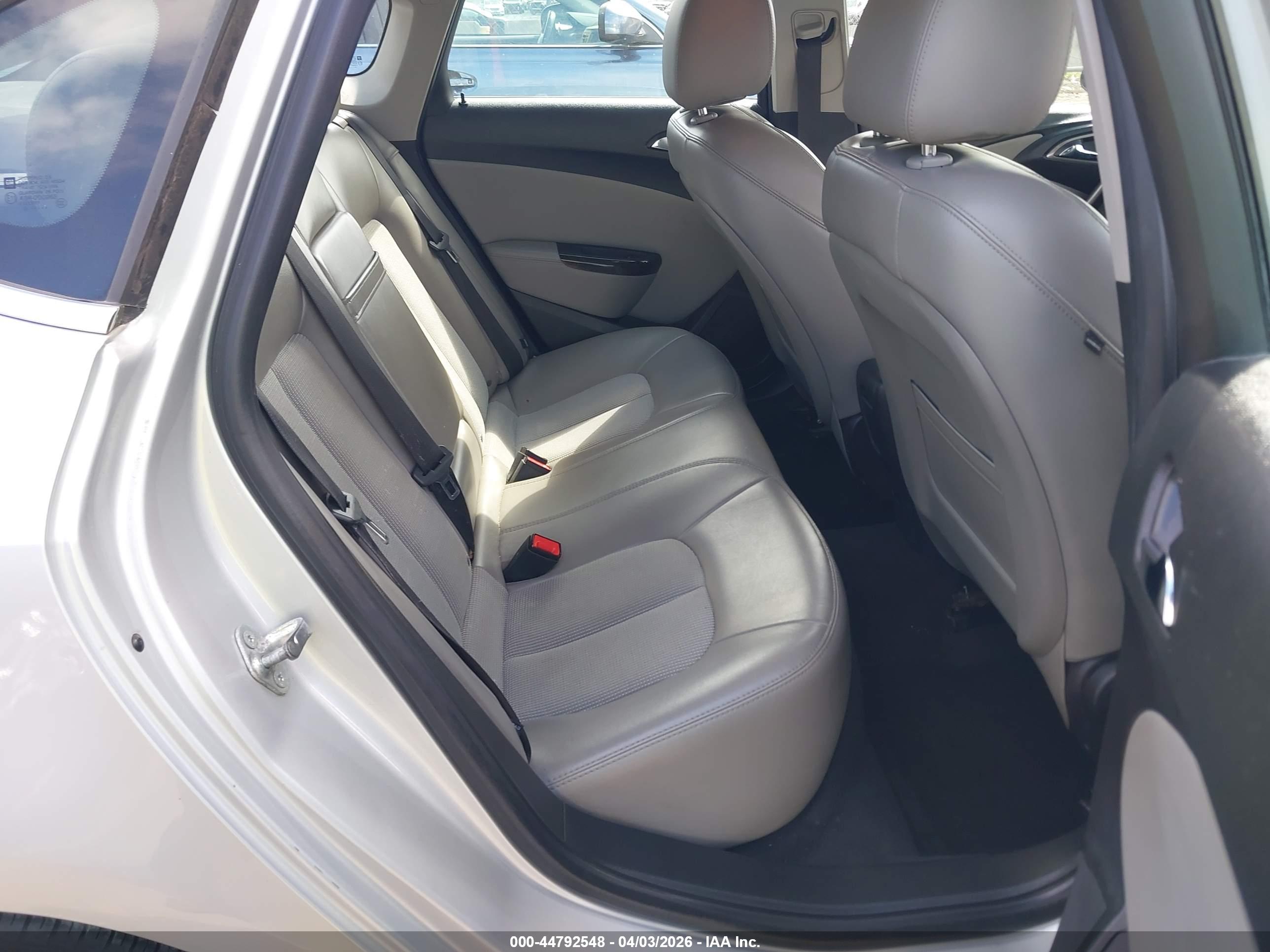 BUICK VERANO image 8