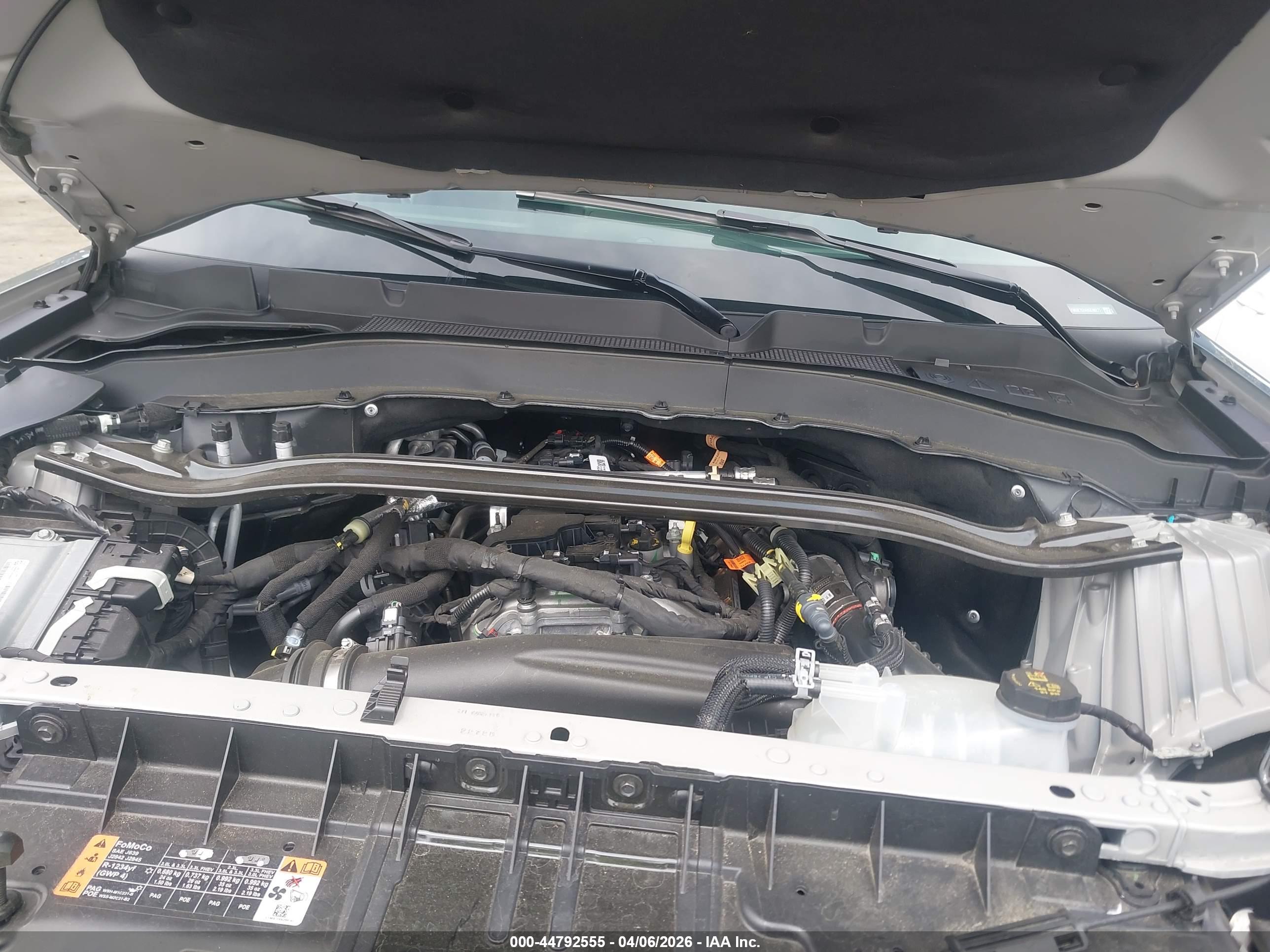 FORD EXPLORER image 10
