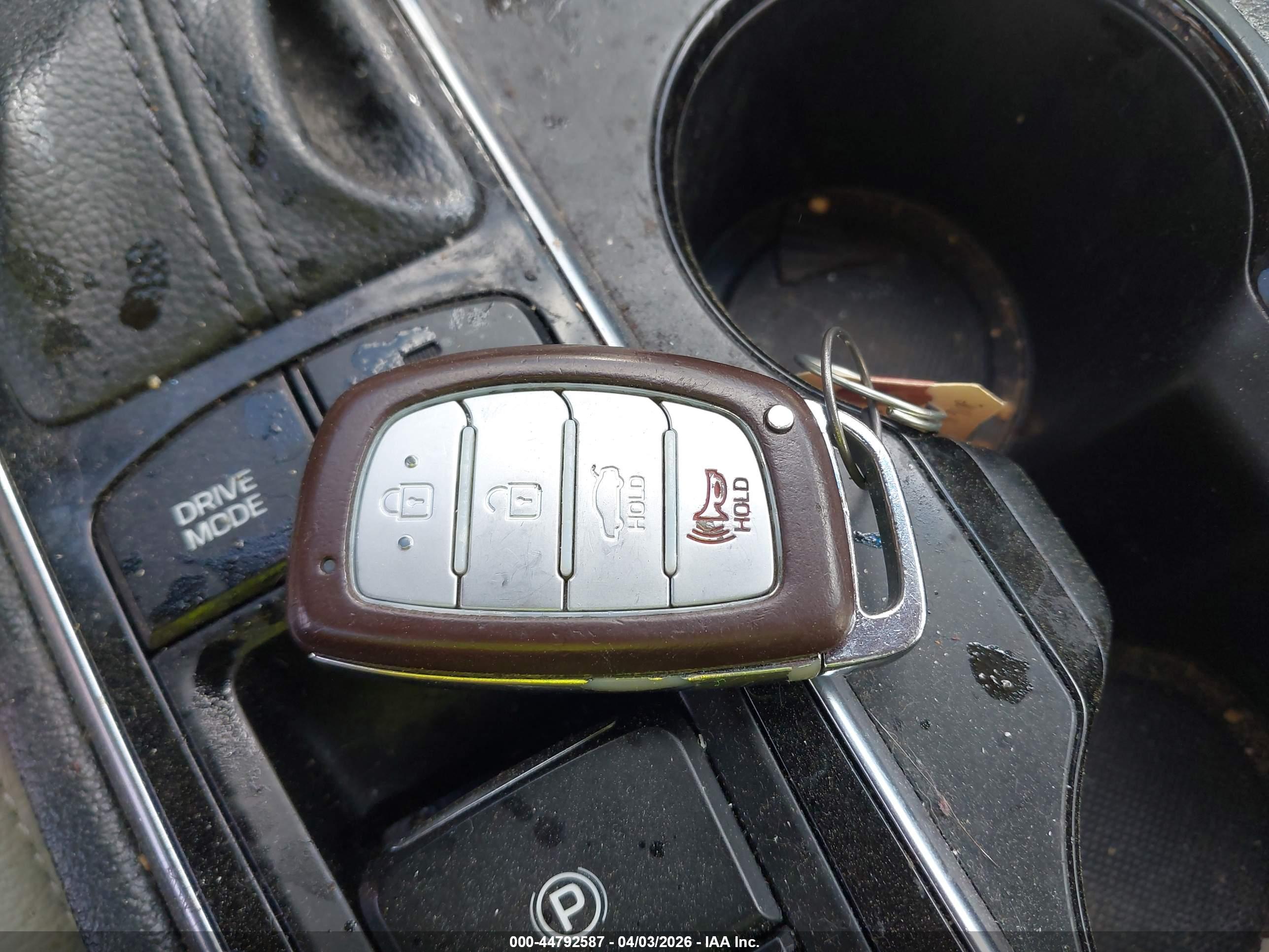 HYUNDAI SONATA image 11