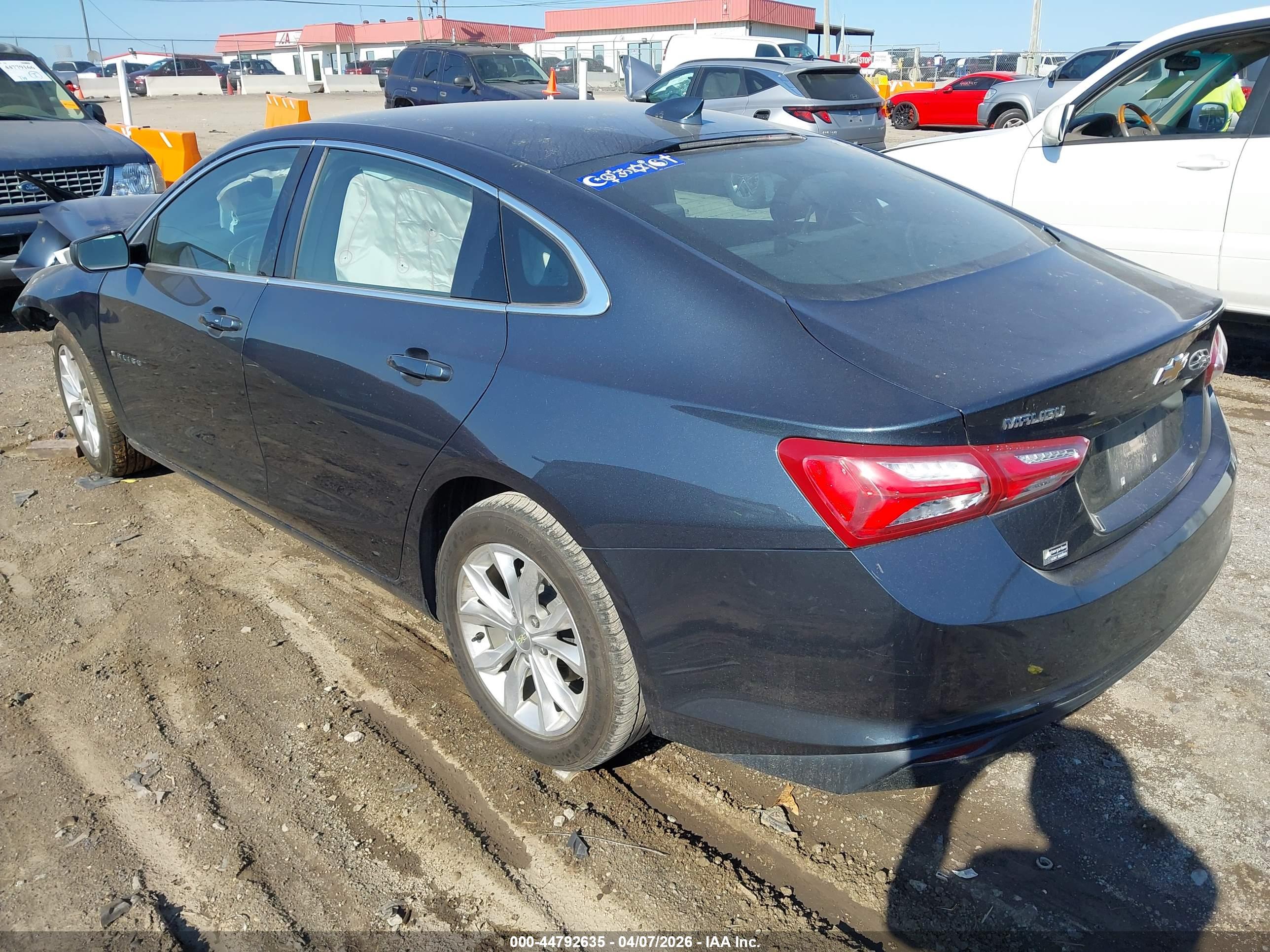 CHEVROLET MALIBU image 3