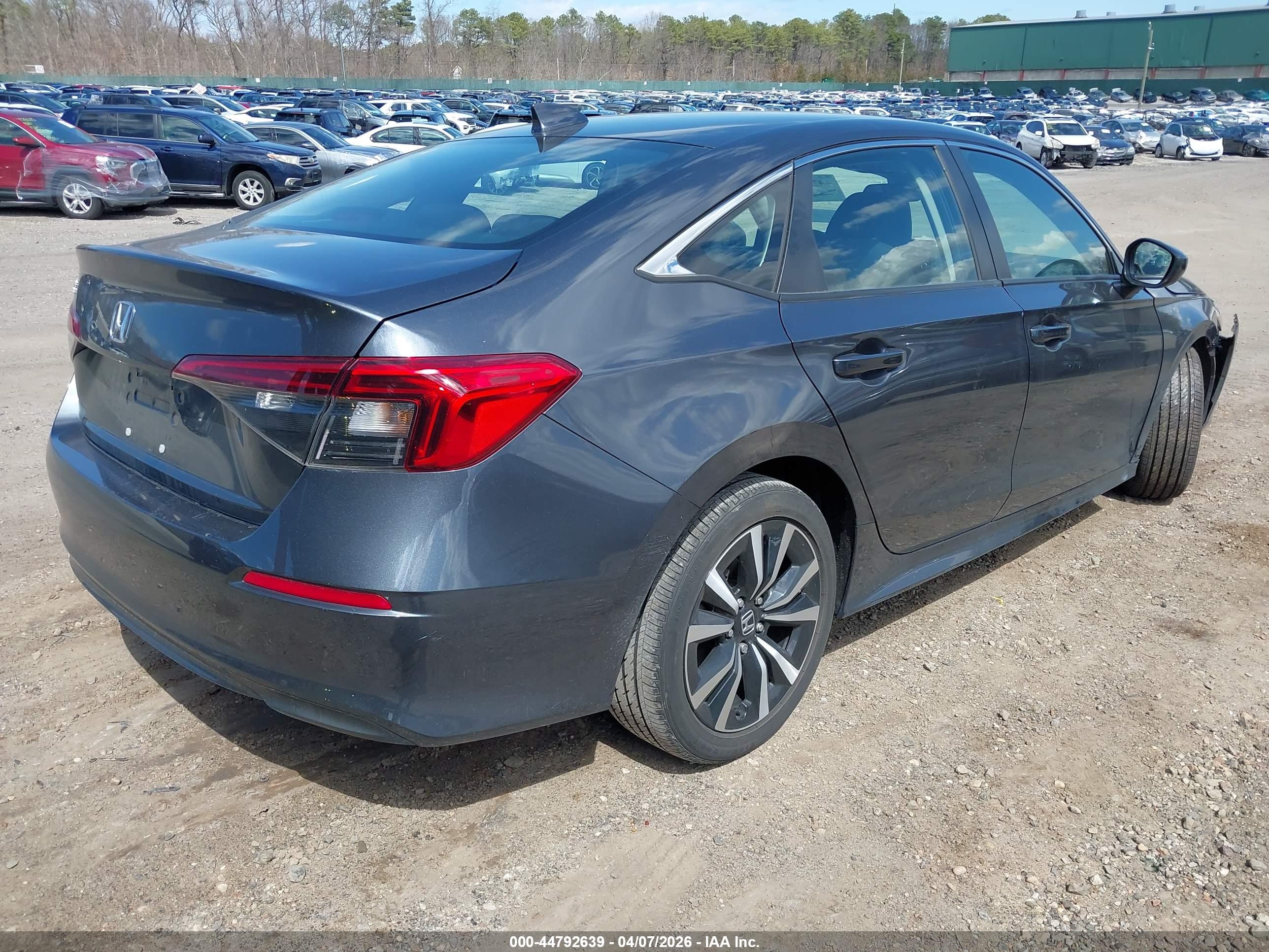 HONDA CIVIC image 4