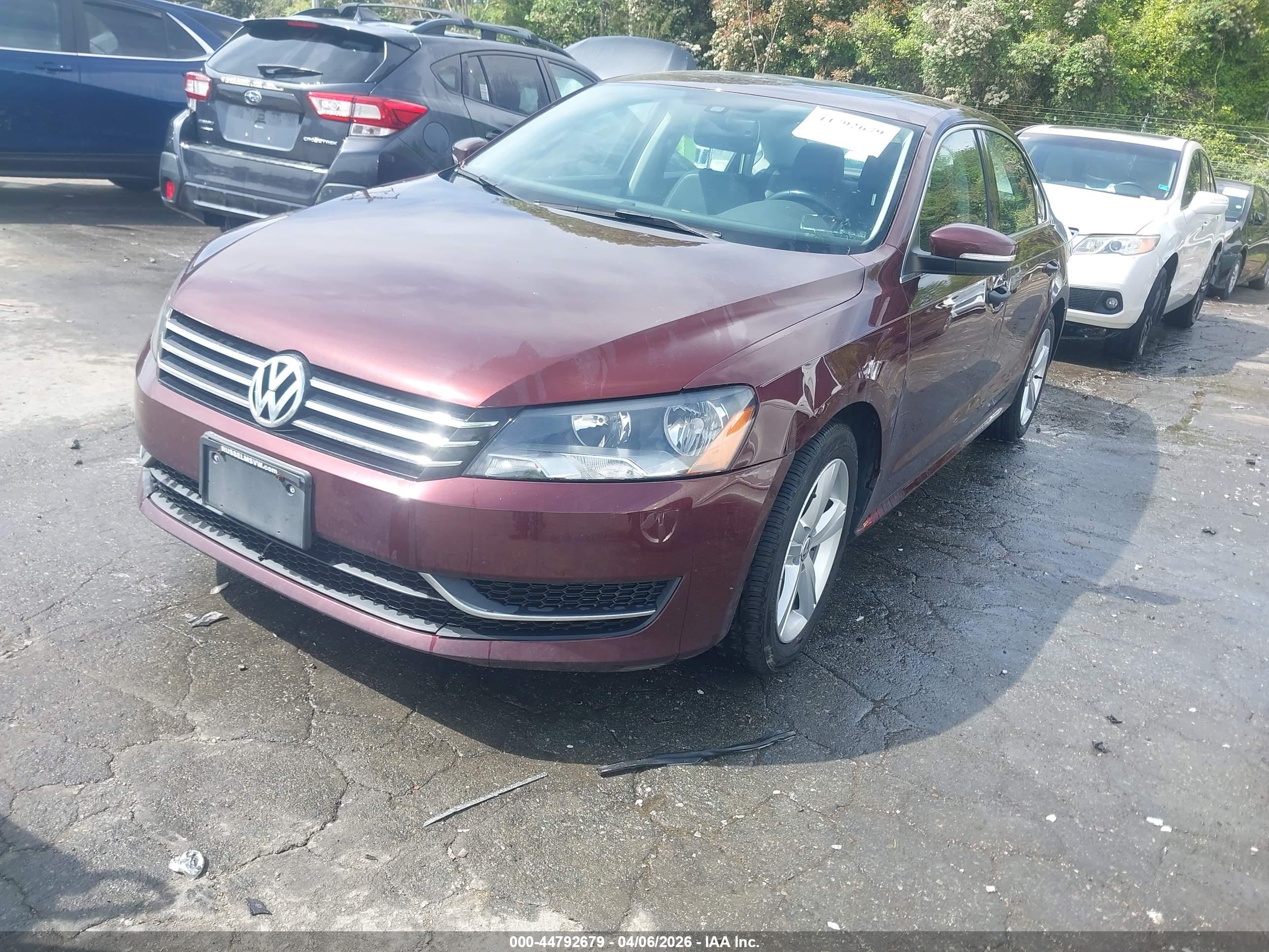 VOLKSWAGEN PASSAT image 2