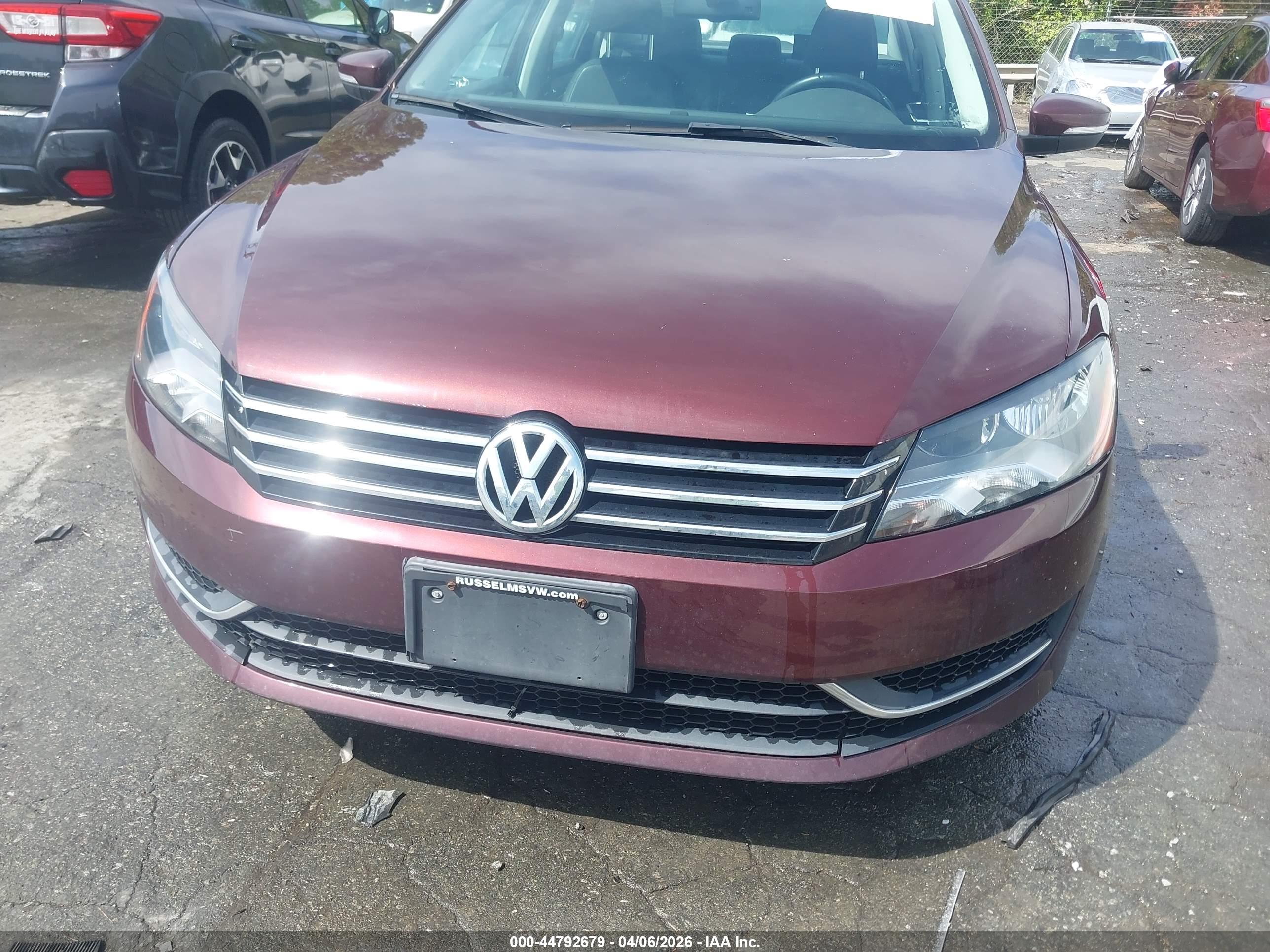 VOLKSWAGEN PASSAT image 6