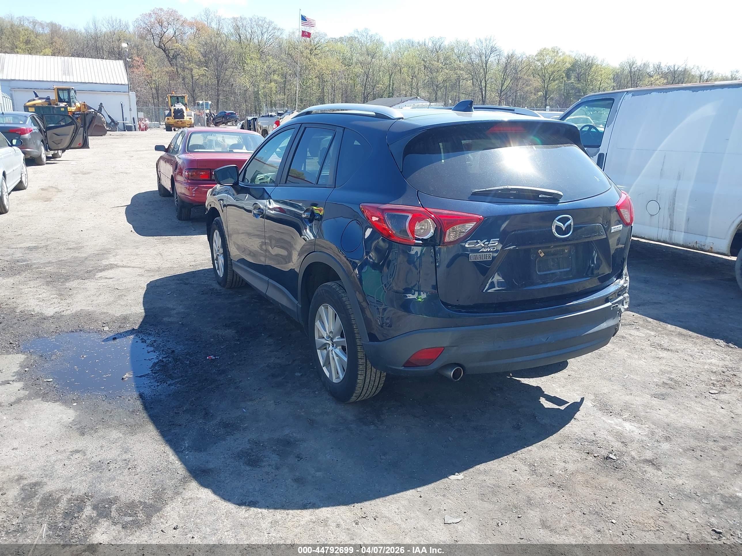 MAZDA CX-5 image 3