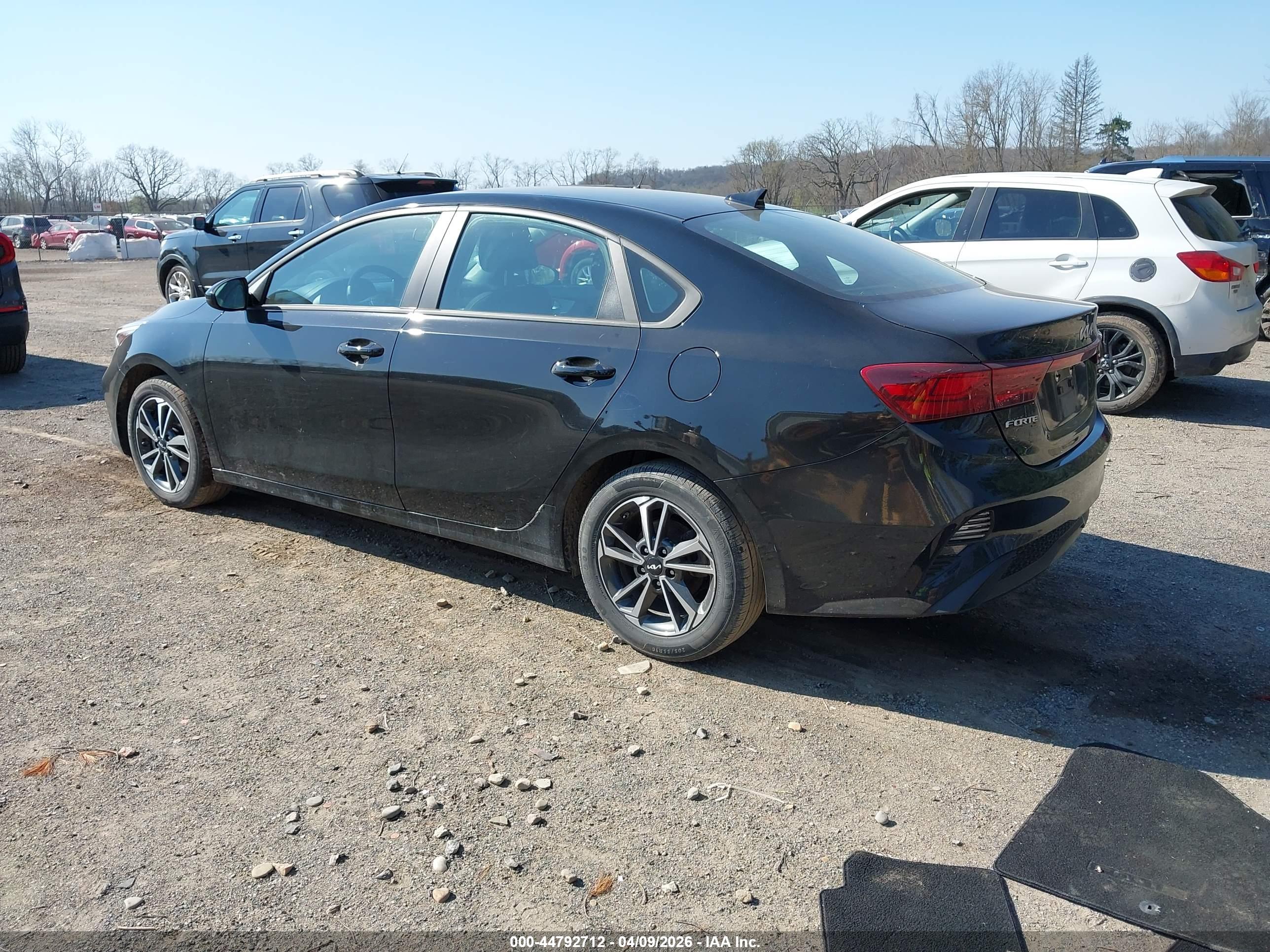 KIA FORTE image 3