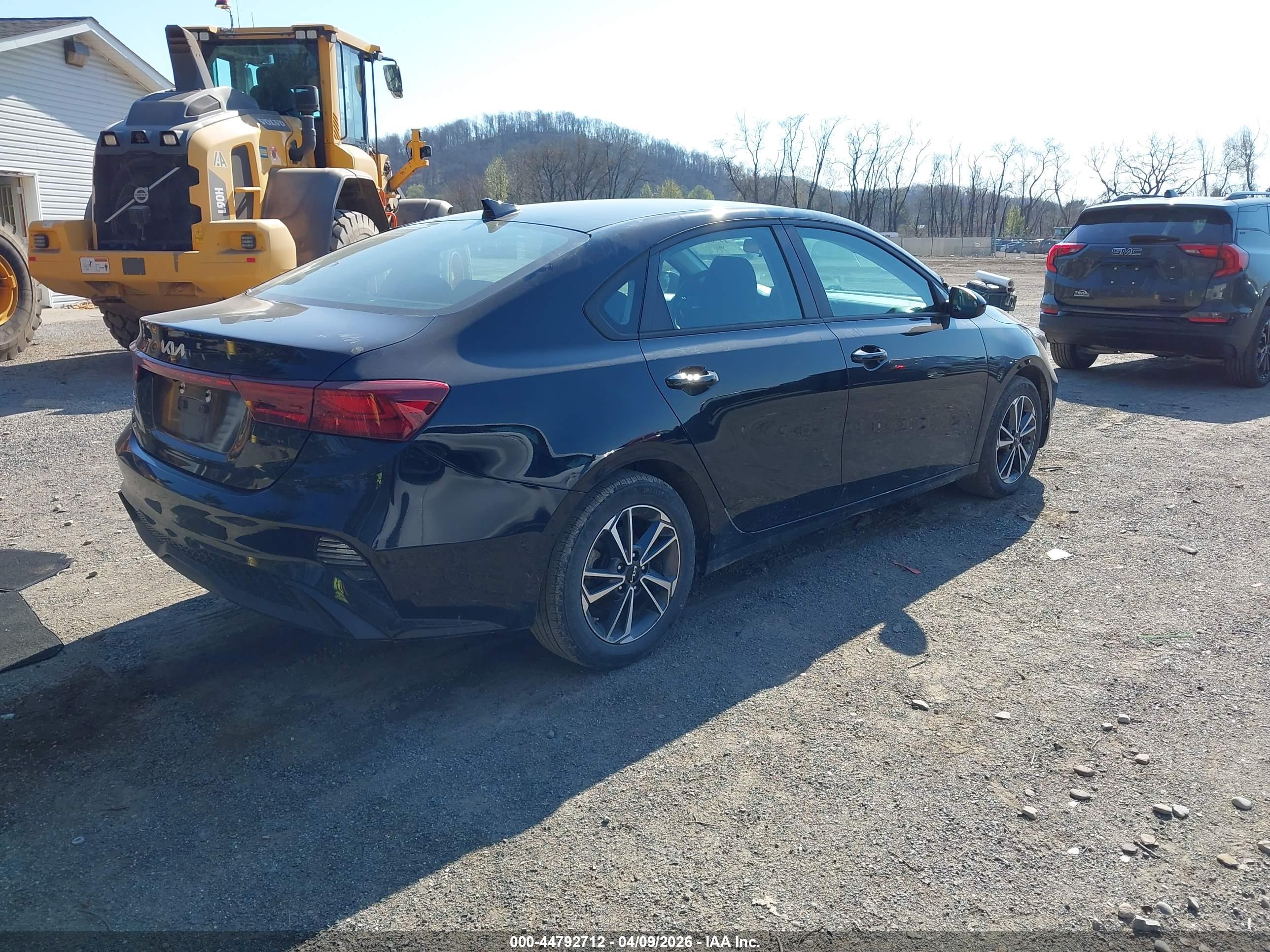 KIA FORTE image 4